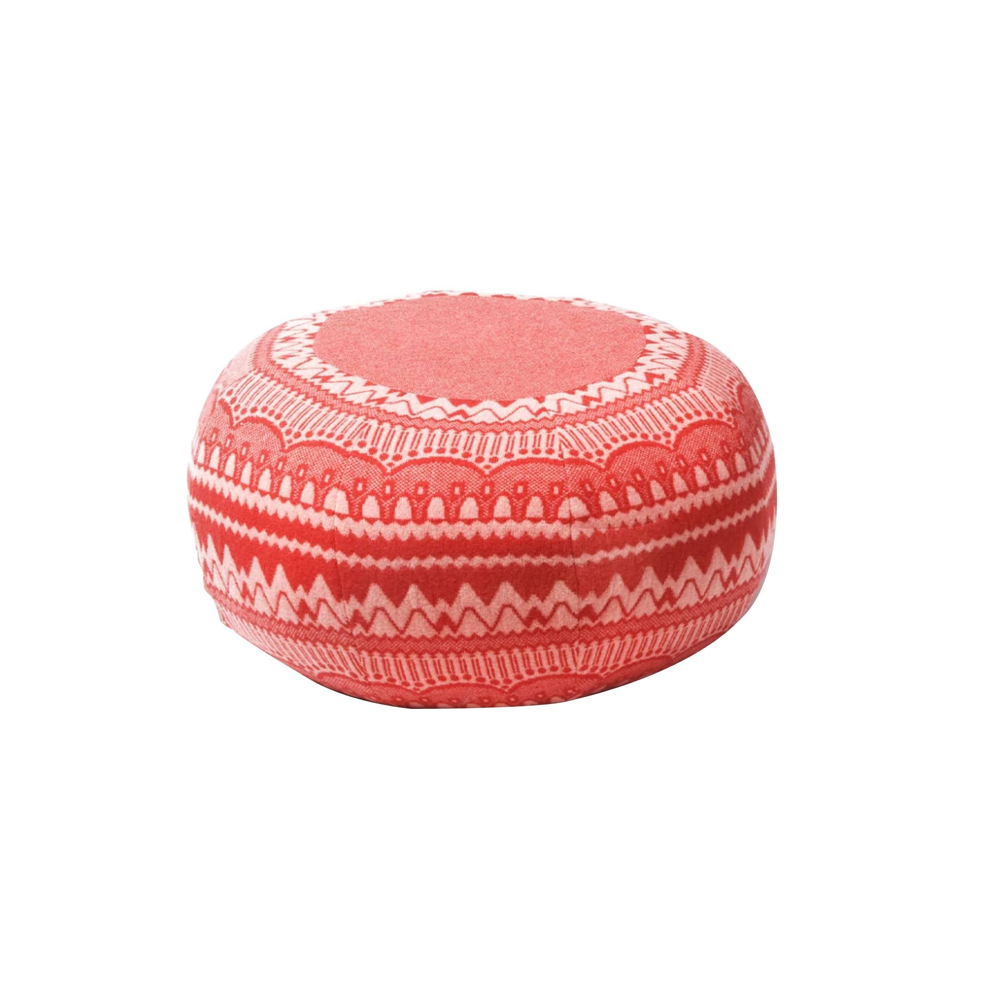 Frank Pouf: Zig Zag + Red