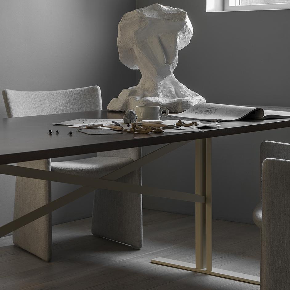Ferric Table