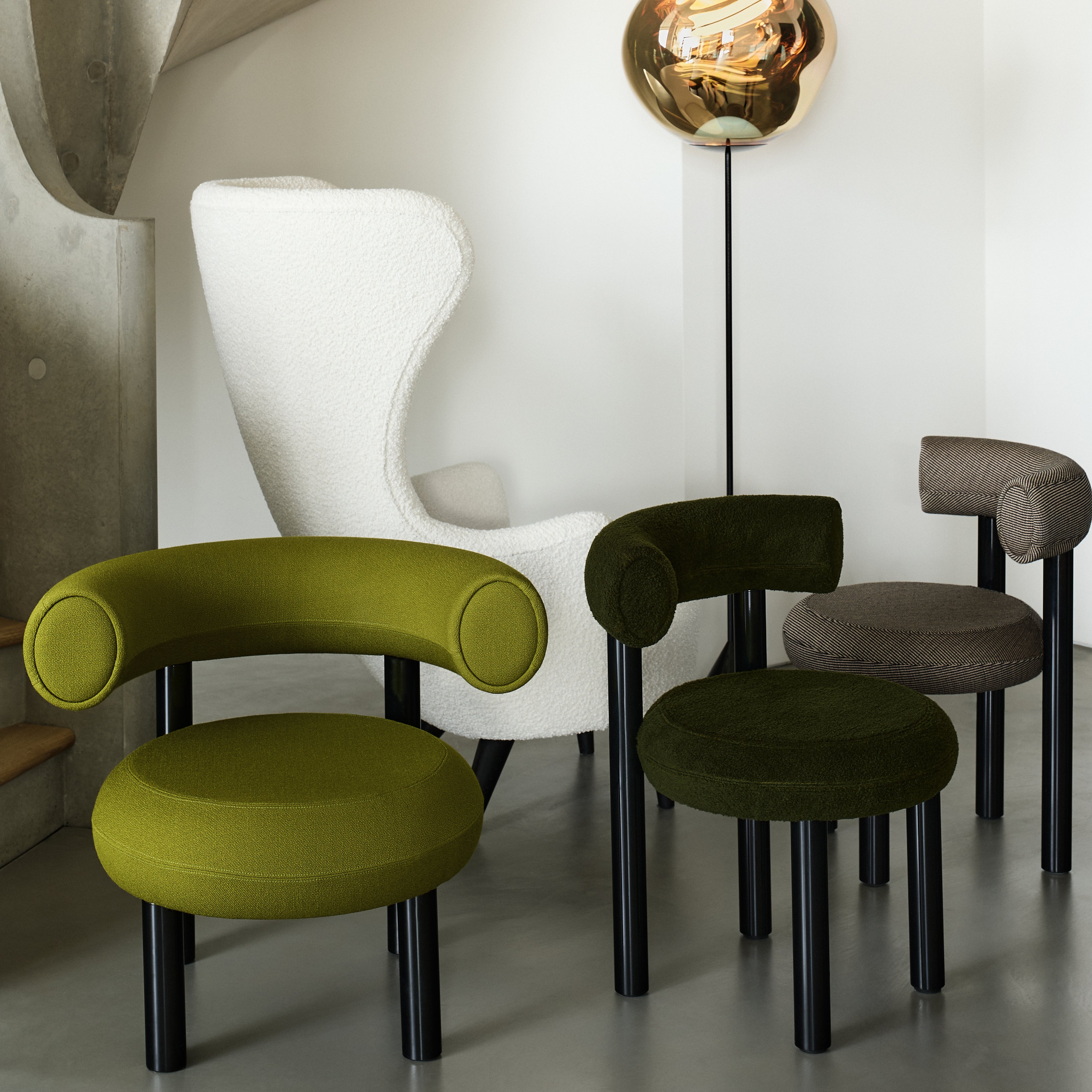 Fat Lounge Chair: Black Steel Base