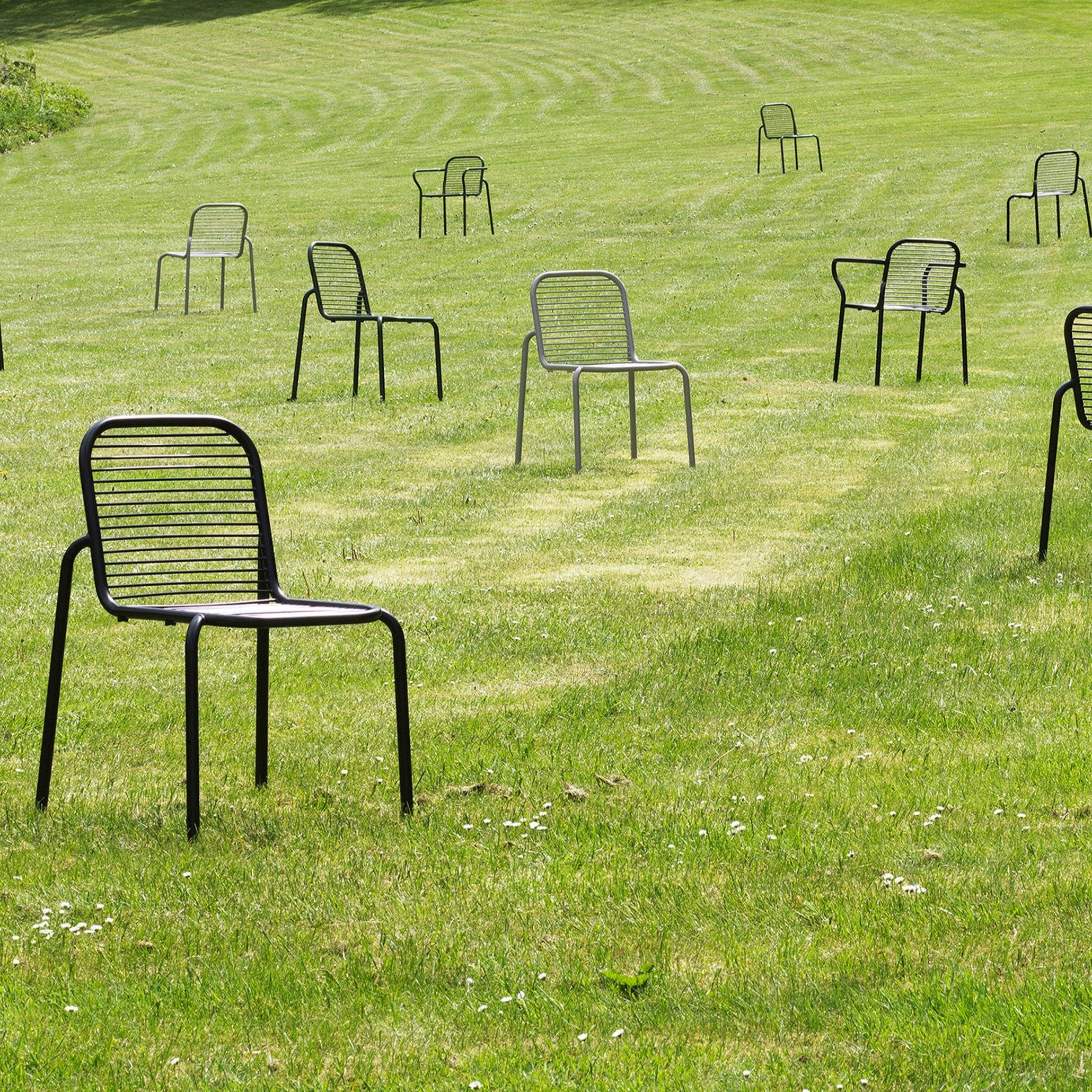 Vig Stacking Chair: Steel
