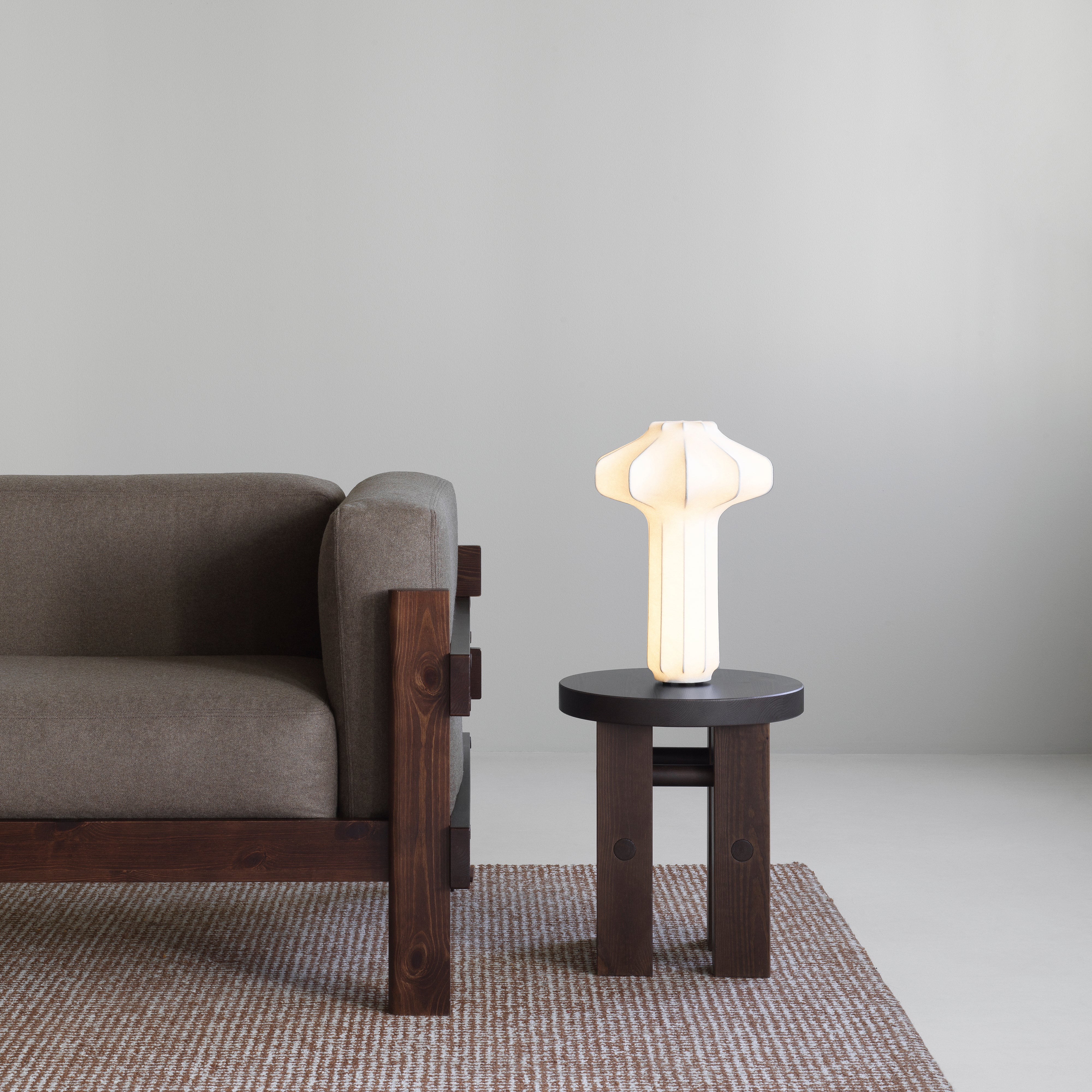 Phantom Table Lamp