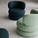 Easy Chair: Swivel