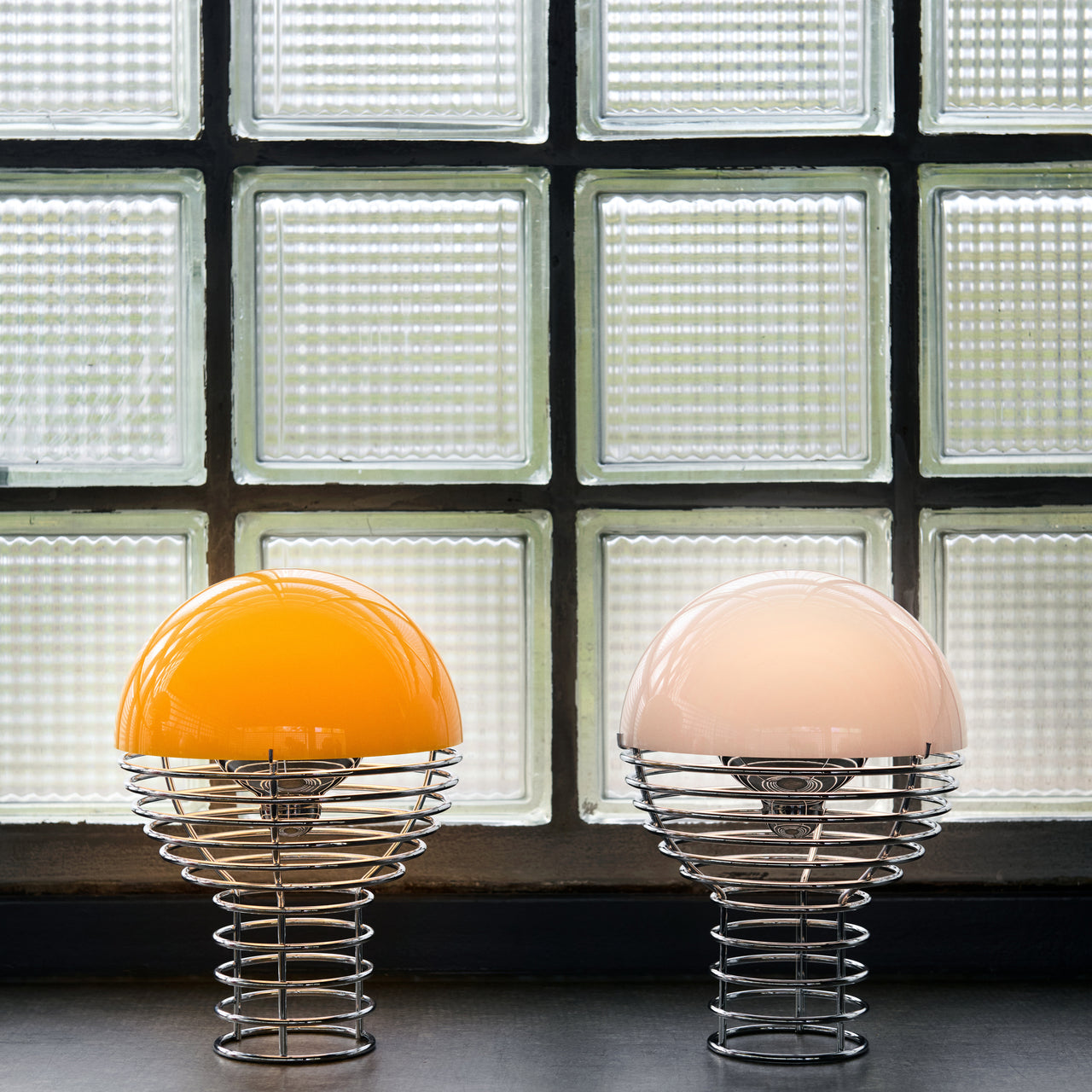 Wire Portable Table Lamp
