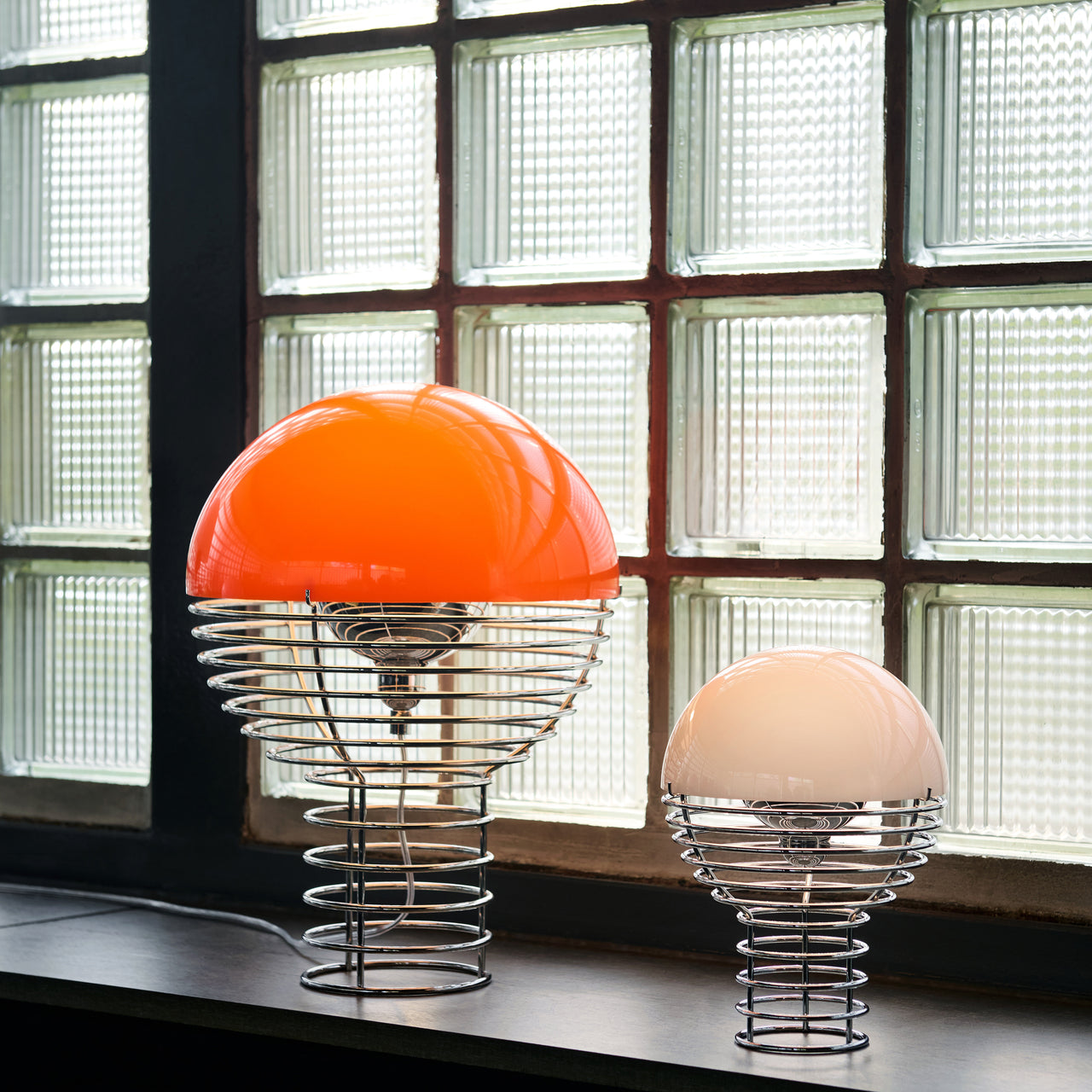 Wire Portable Table Lamp