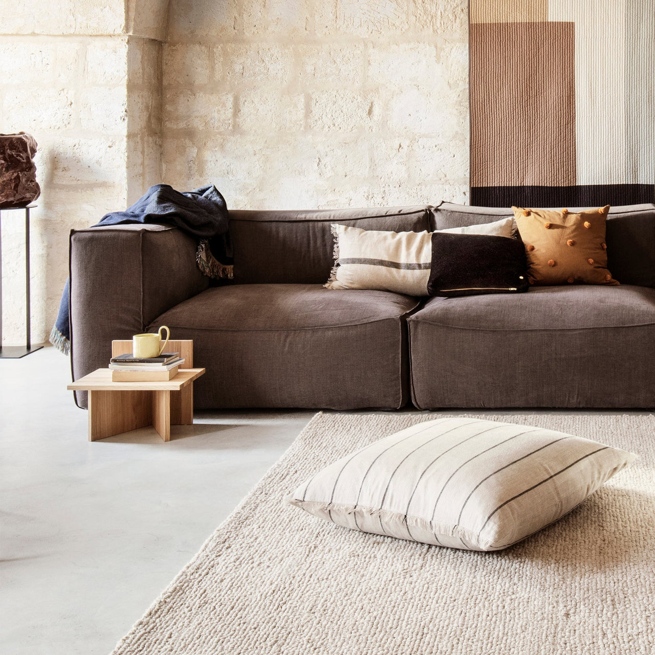 Oblique Stool
