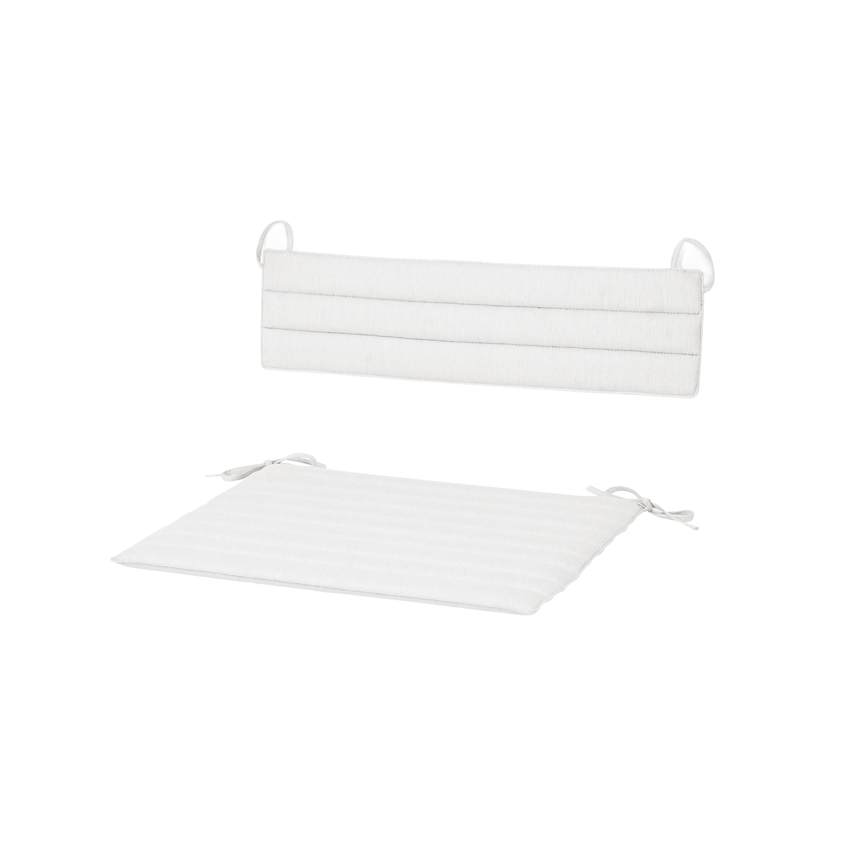 AH601 Outdoor Lounge Chair: With Seat Cushion