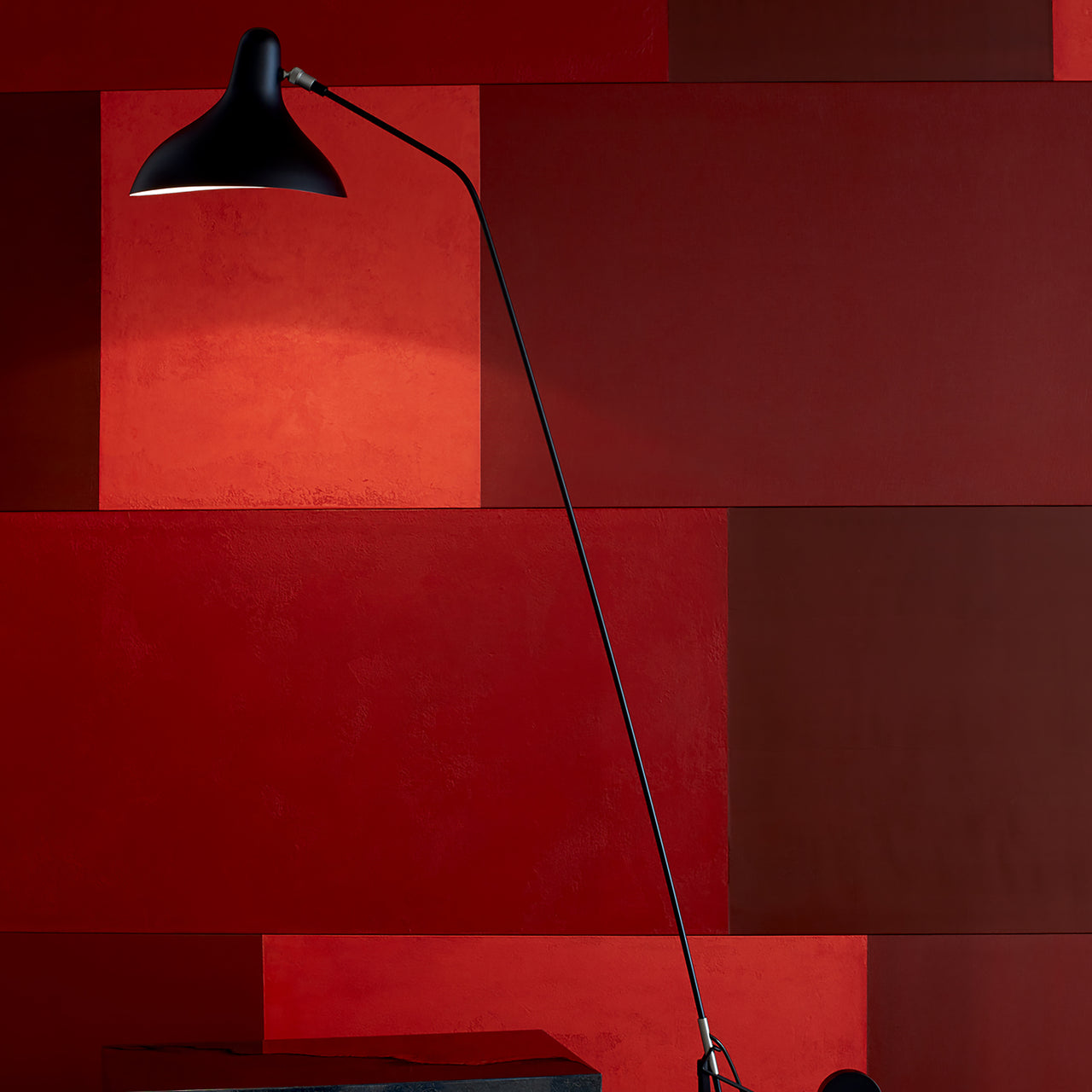 Mantis BS1 Floor Lamp