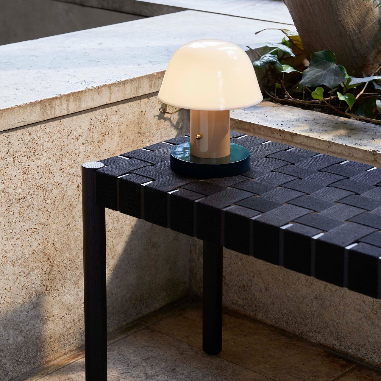 Setago Portable Table Lamp JH27