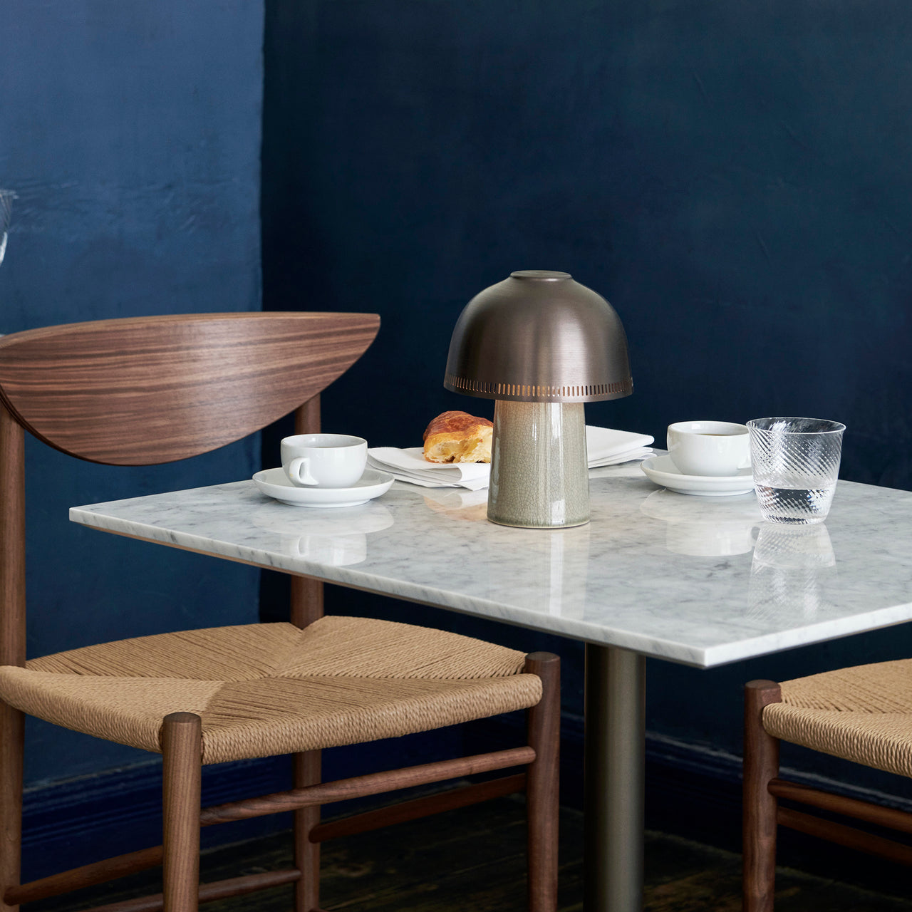 Raku SH8 Portable Table Lamp