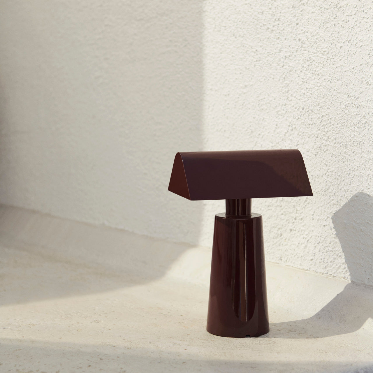 Caret MF1 Portable Table Lamp