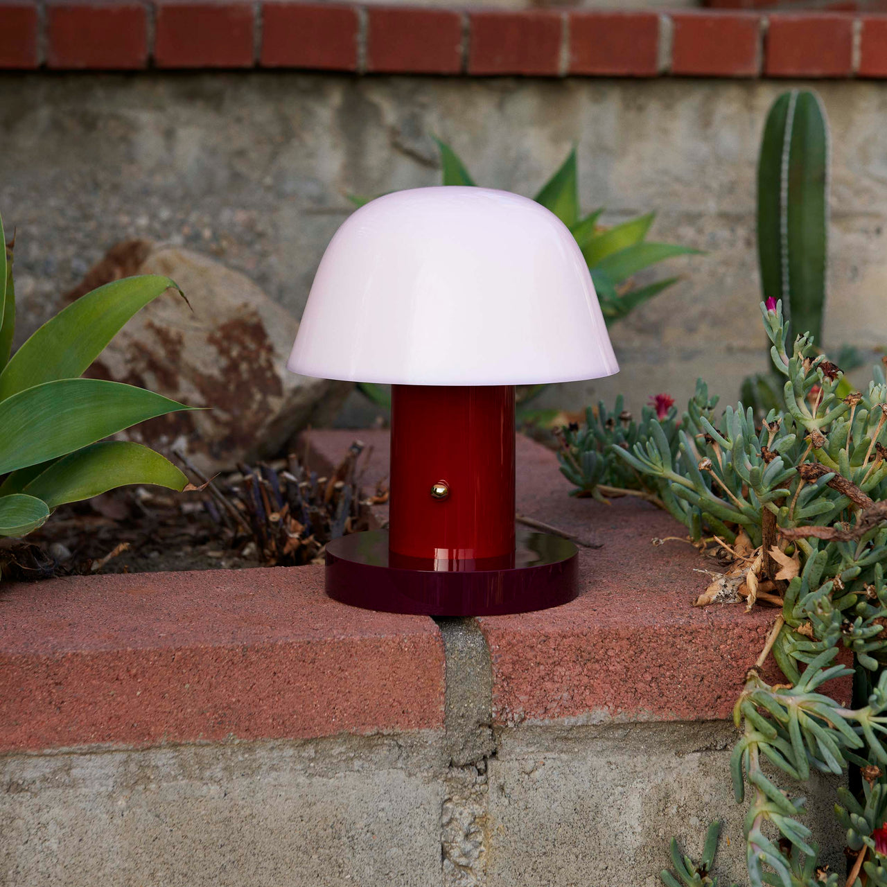 Setago Portable Table Lamp JH27