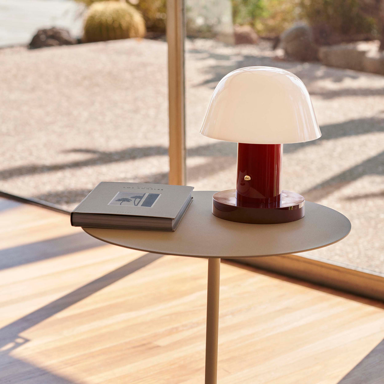 Setago Portable Table Lamp JH27