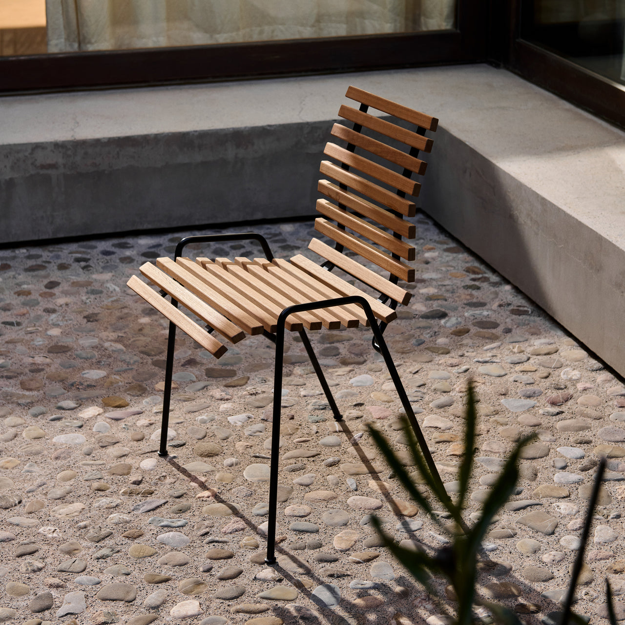 RFH RD4 Outdoor Dining Chair: Set of 2