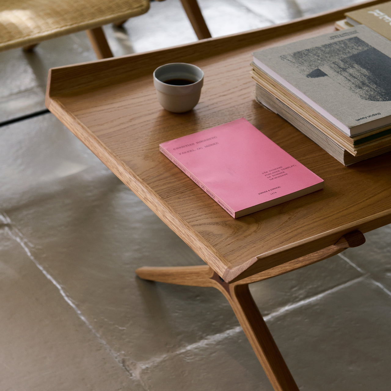 X HM13 Coffee Table
