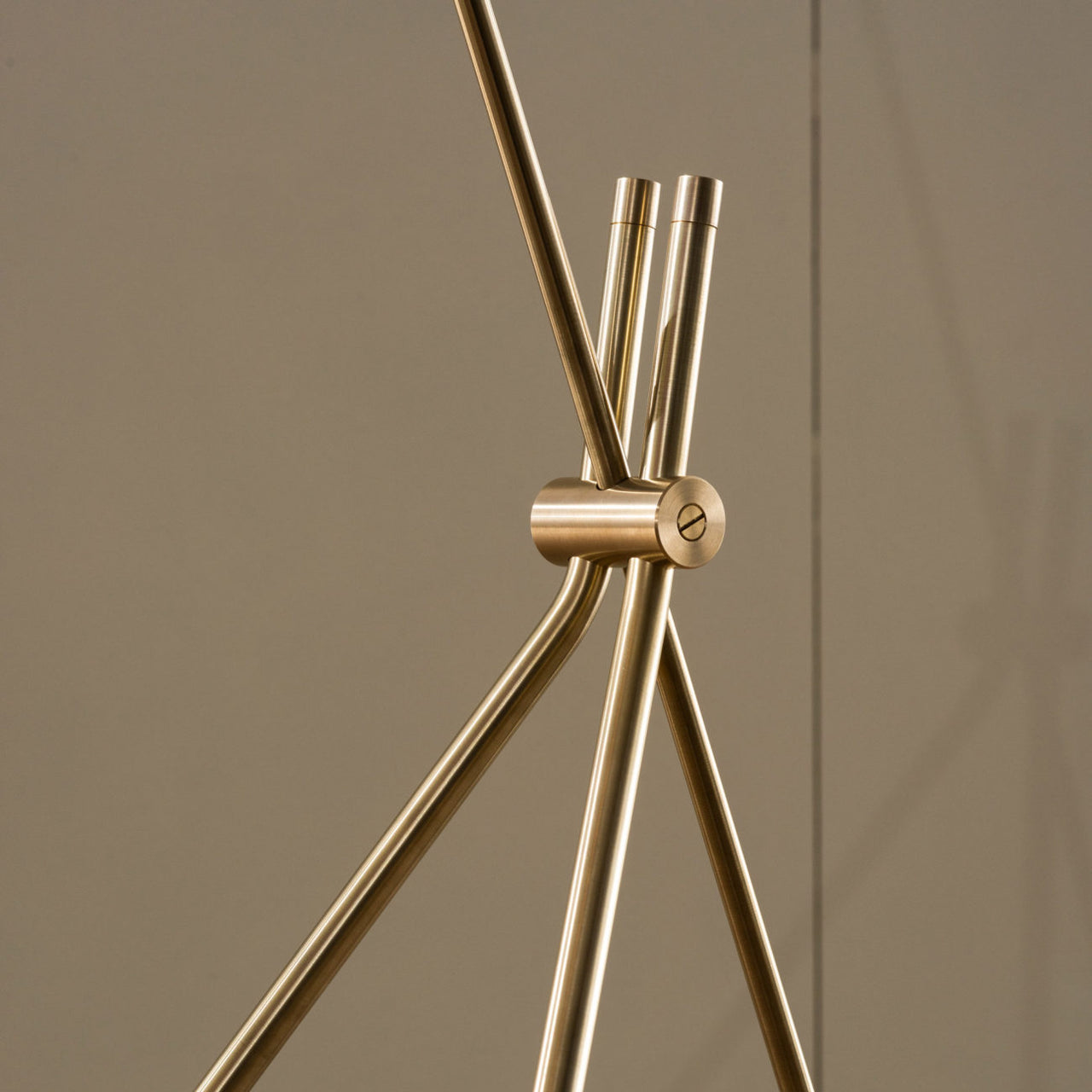 Cliff Floor Lamp