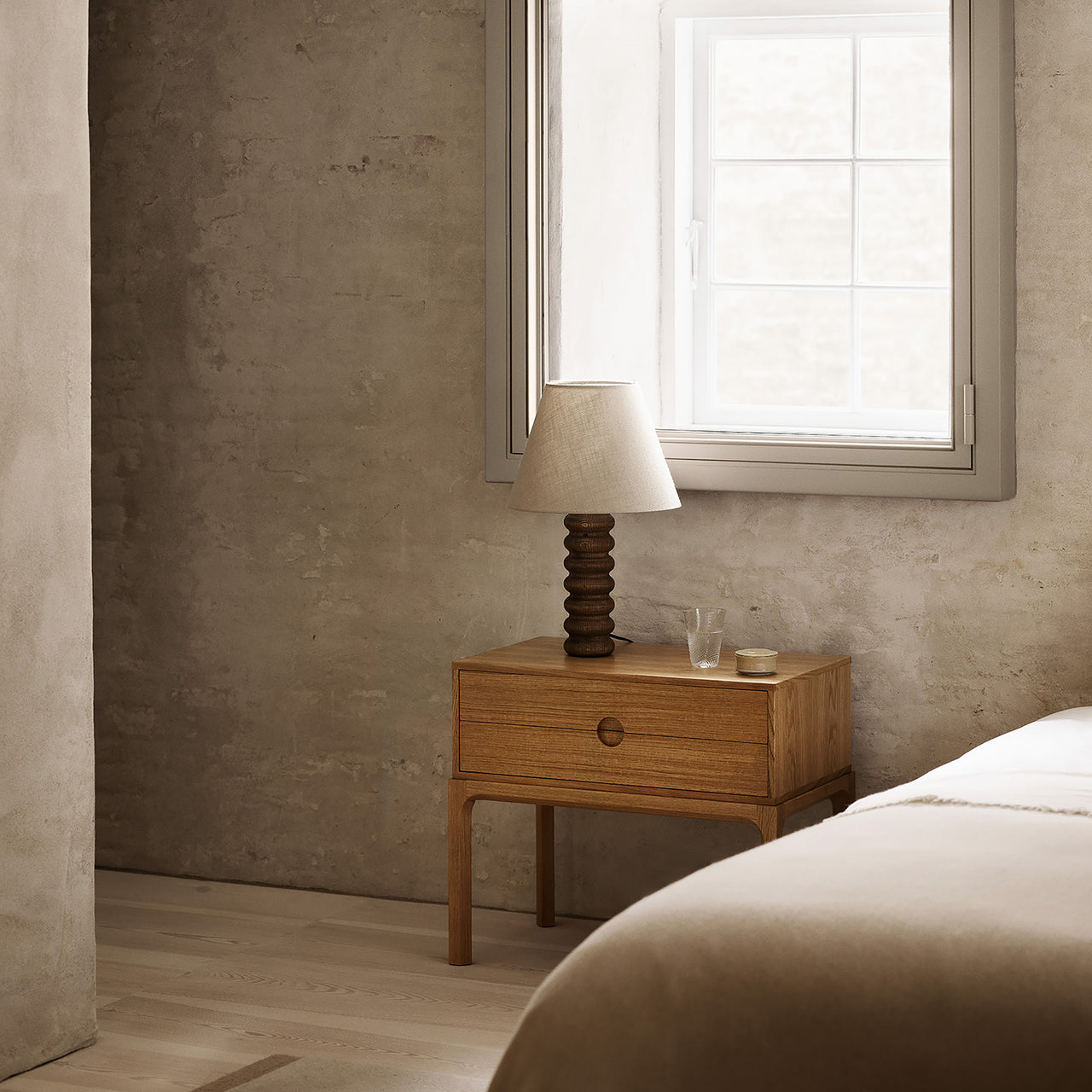 Entre Bedside