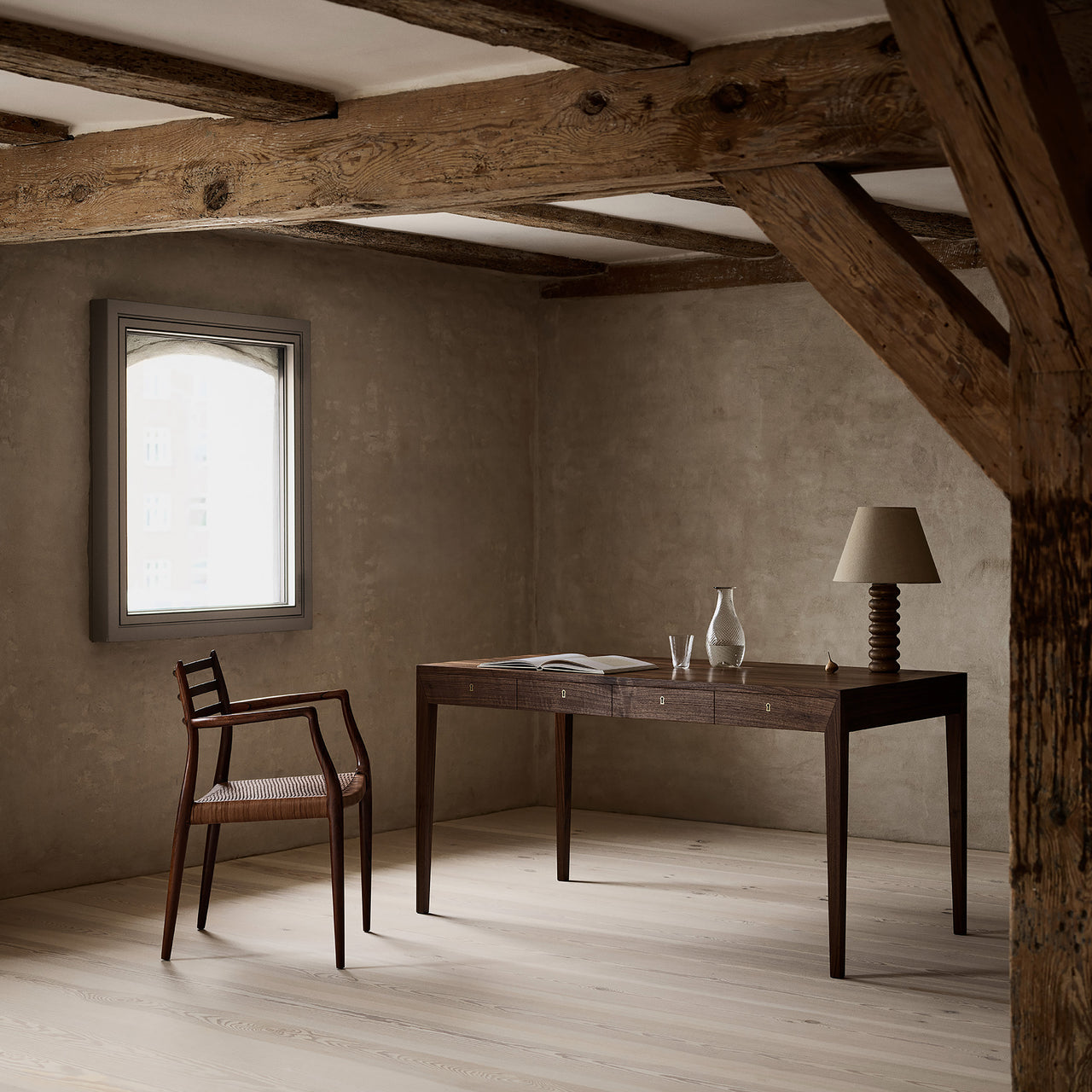Margrethe Desk