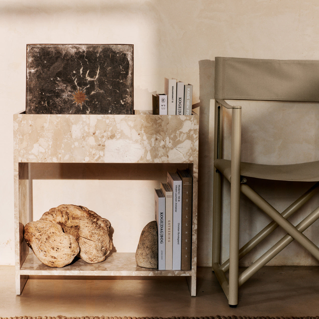 Voya Folding Chair