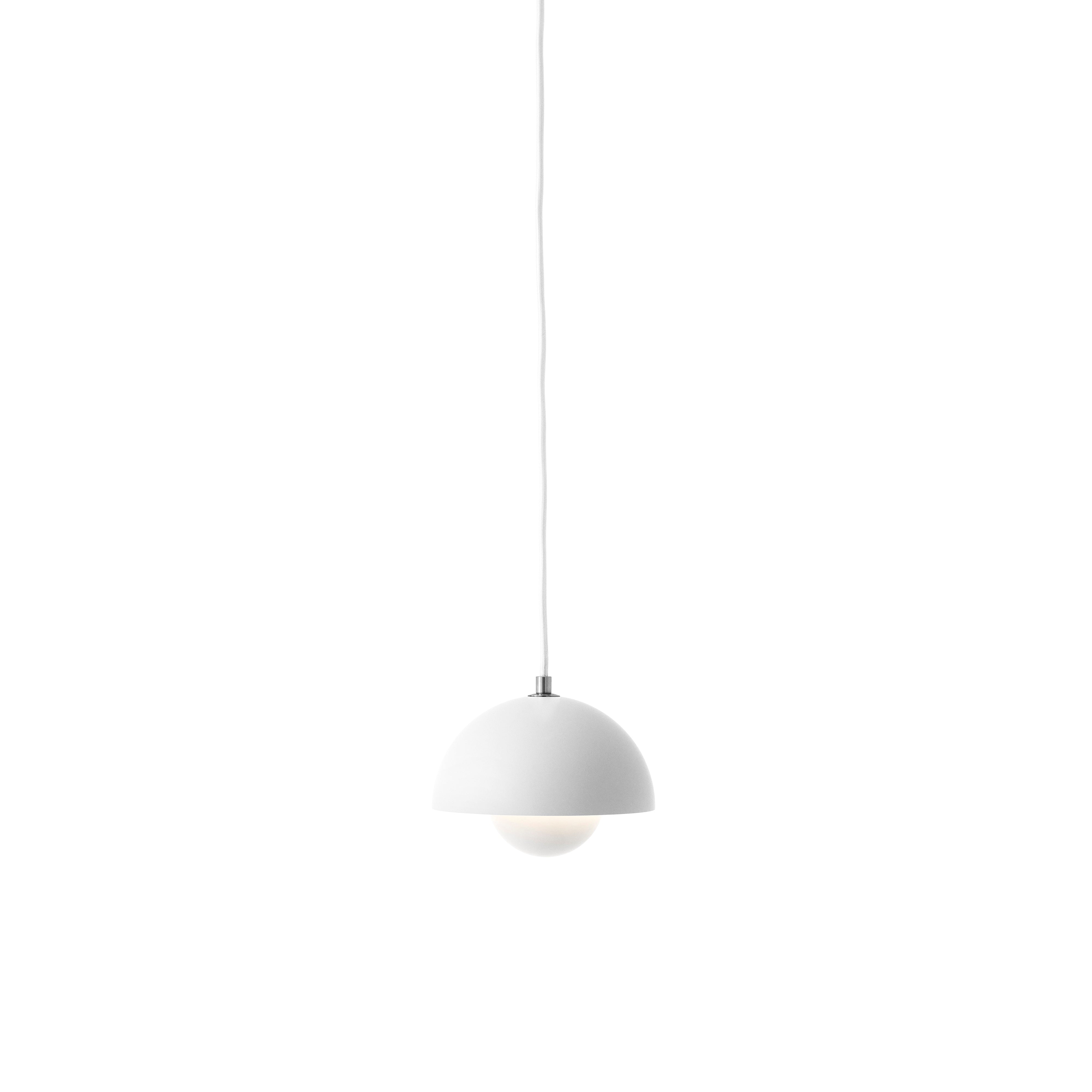 Flowerpot Pendant VP10: Matt White + White