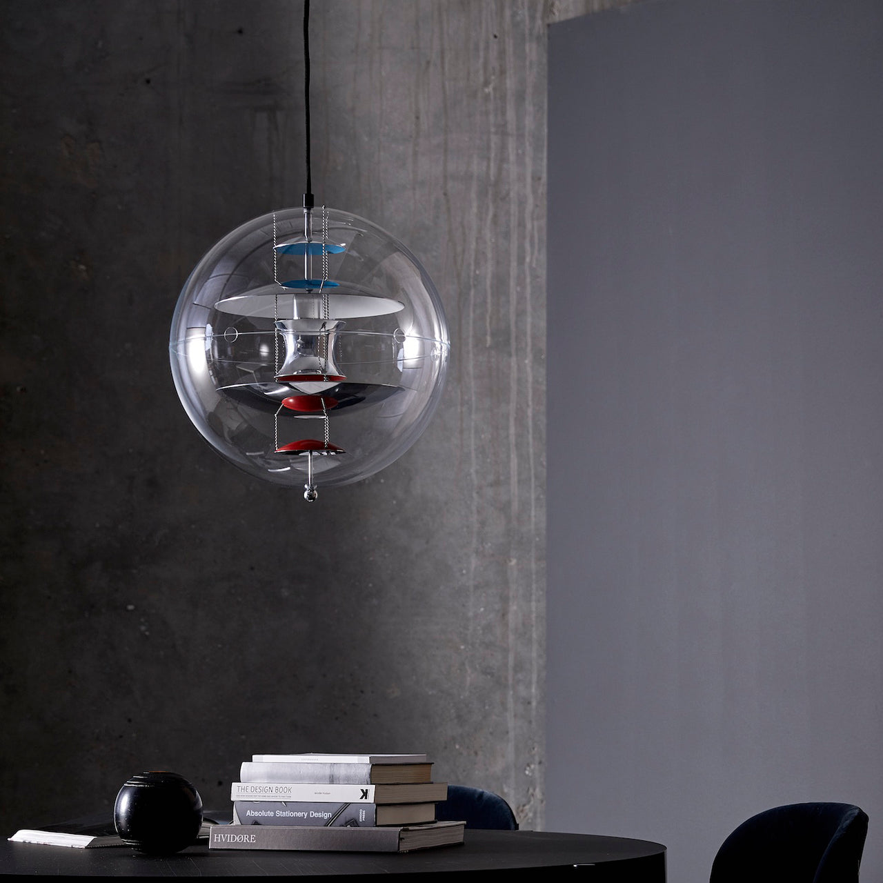 VP Globe Pendant Light