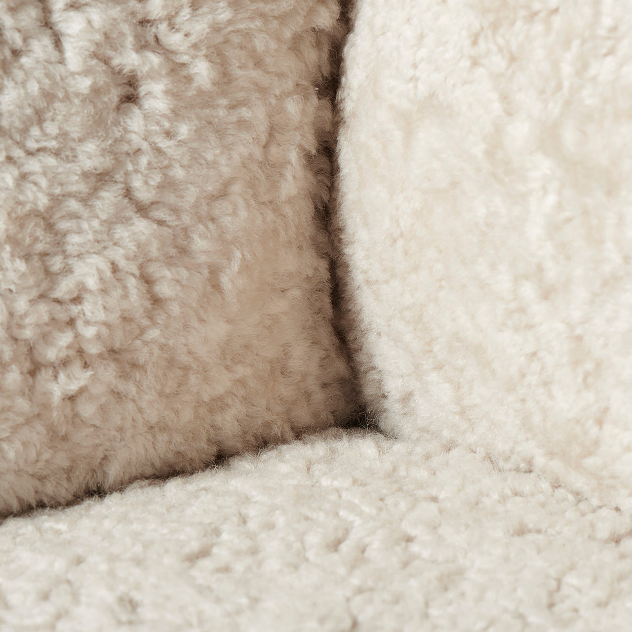 Karu Sofa