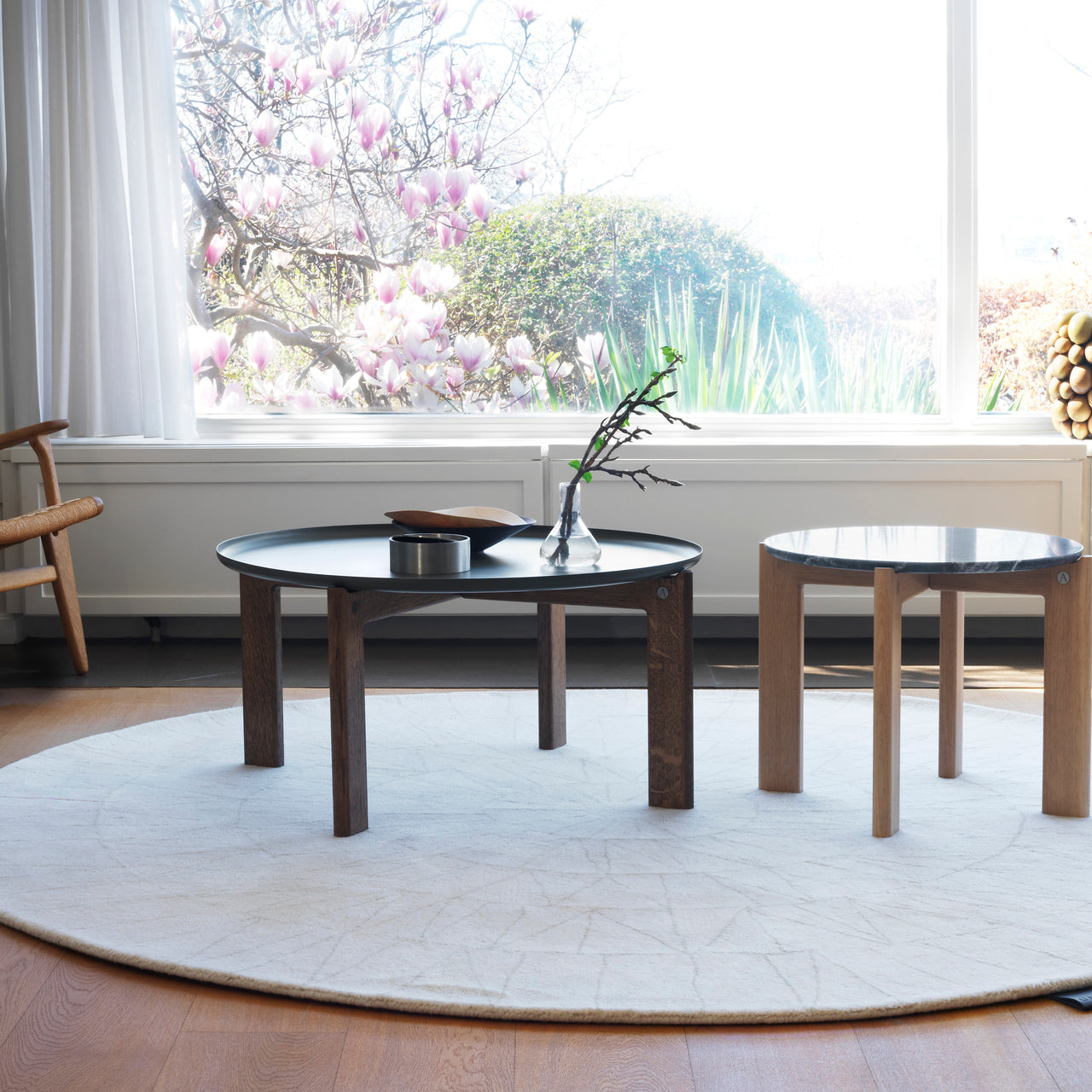 Web Hand Tufted Round Rug