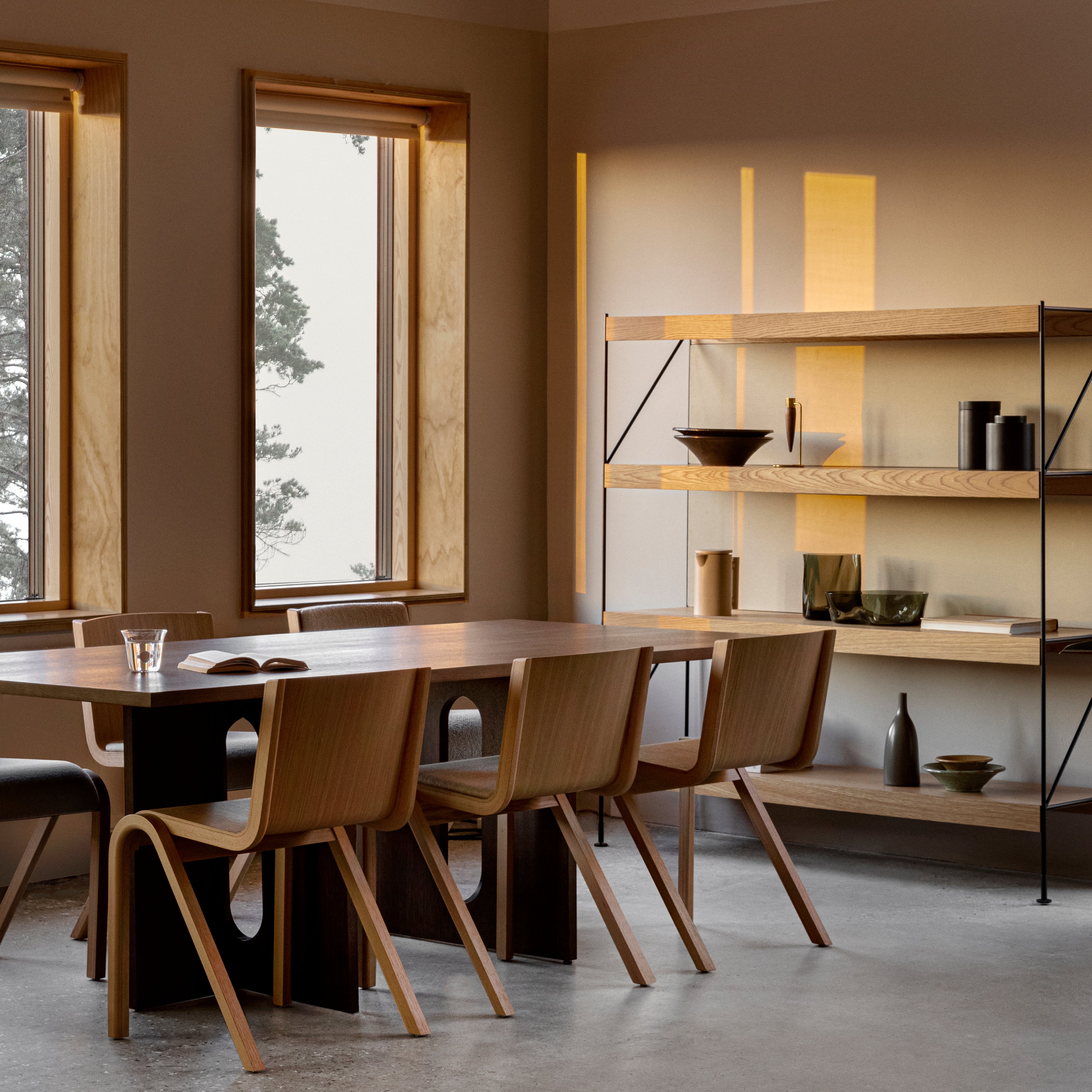 Androgyne Dining Table: Rectangular - Quick Ship