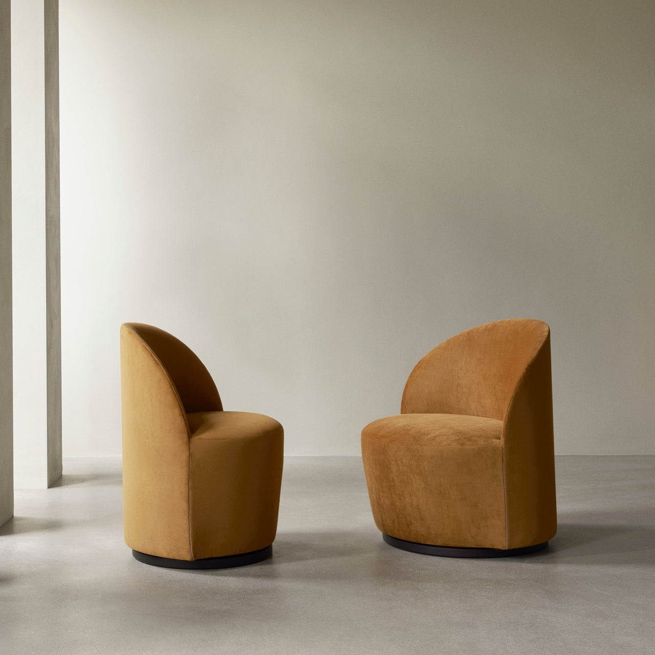 Tearoom Swivel Side Chair: Quick Ship