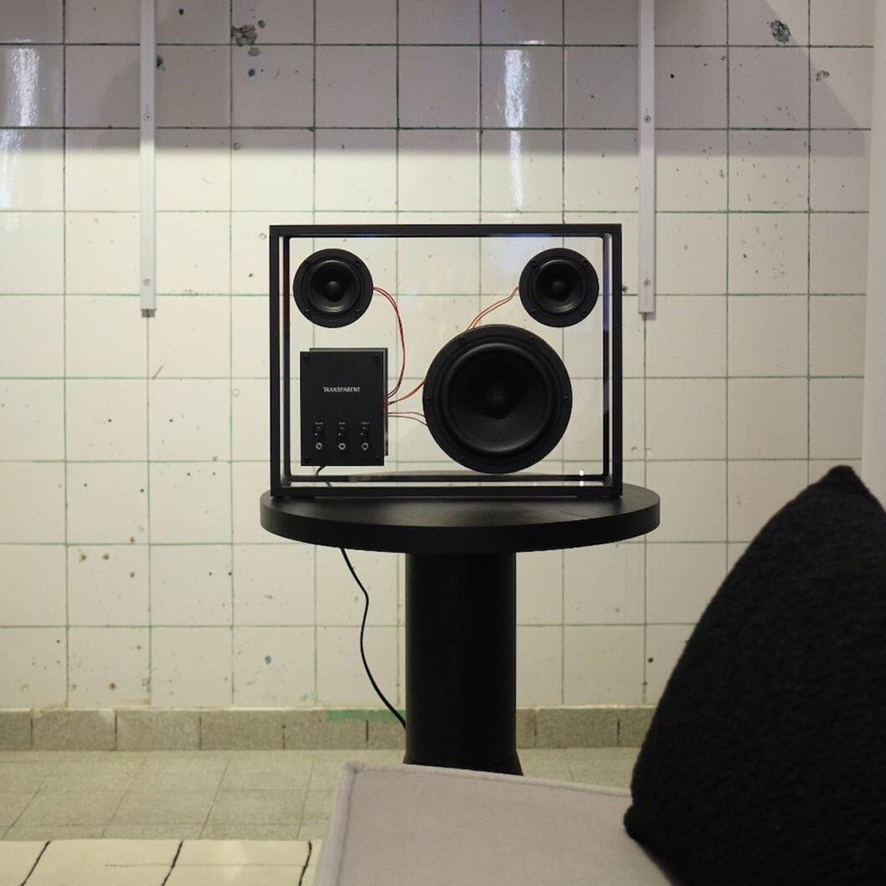 Large Speaker