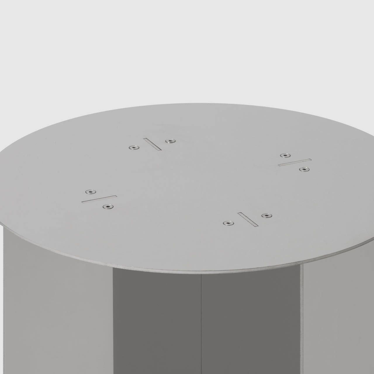 NM06 Side Table