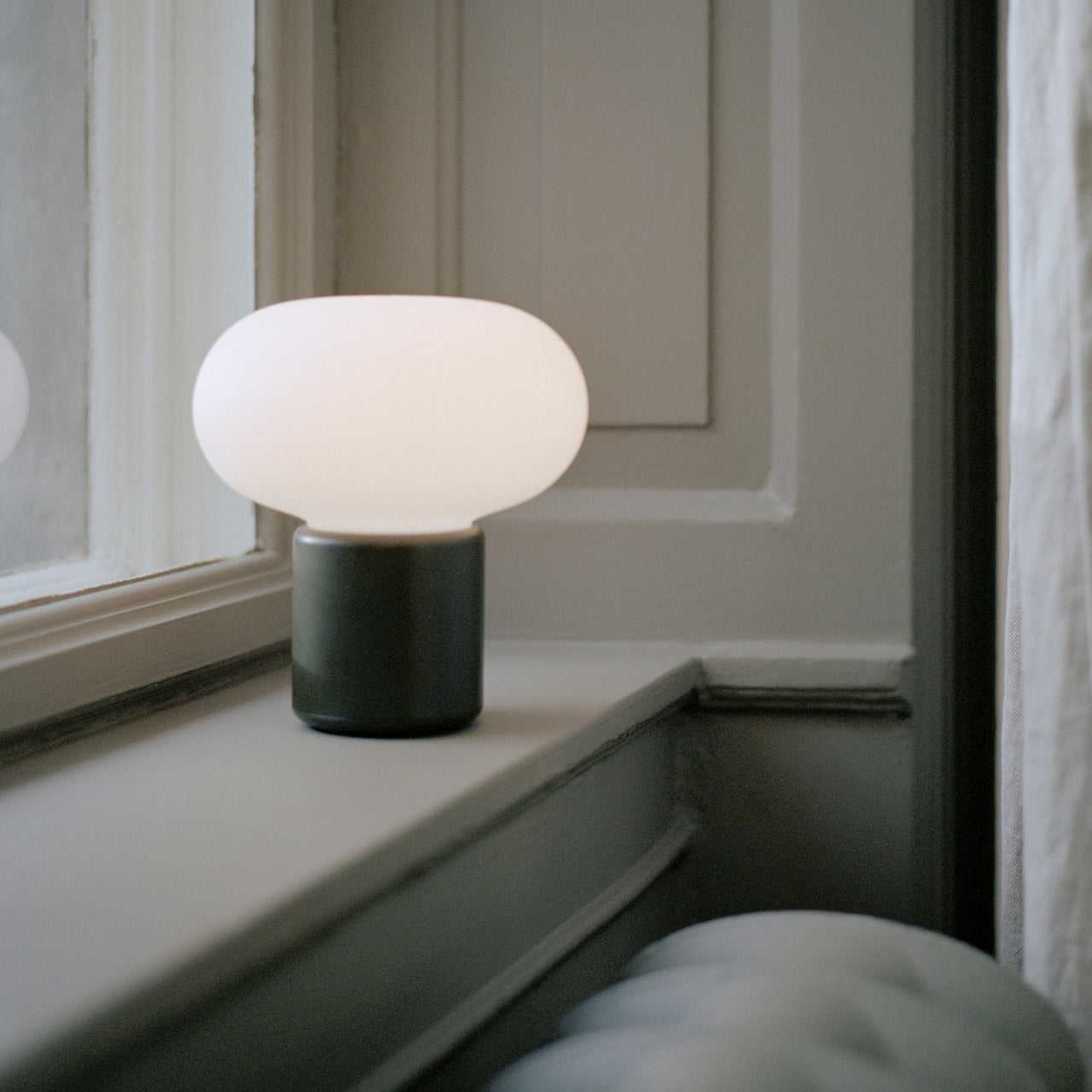 Karl-Johan Portable Table Lamp