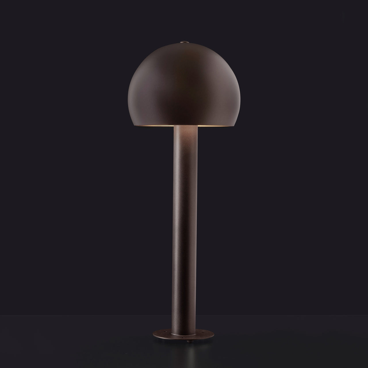 Otto Floor Lamp: Outdoor