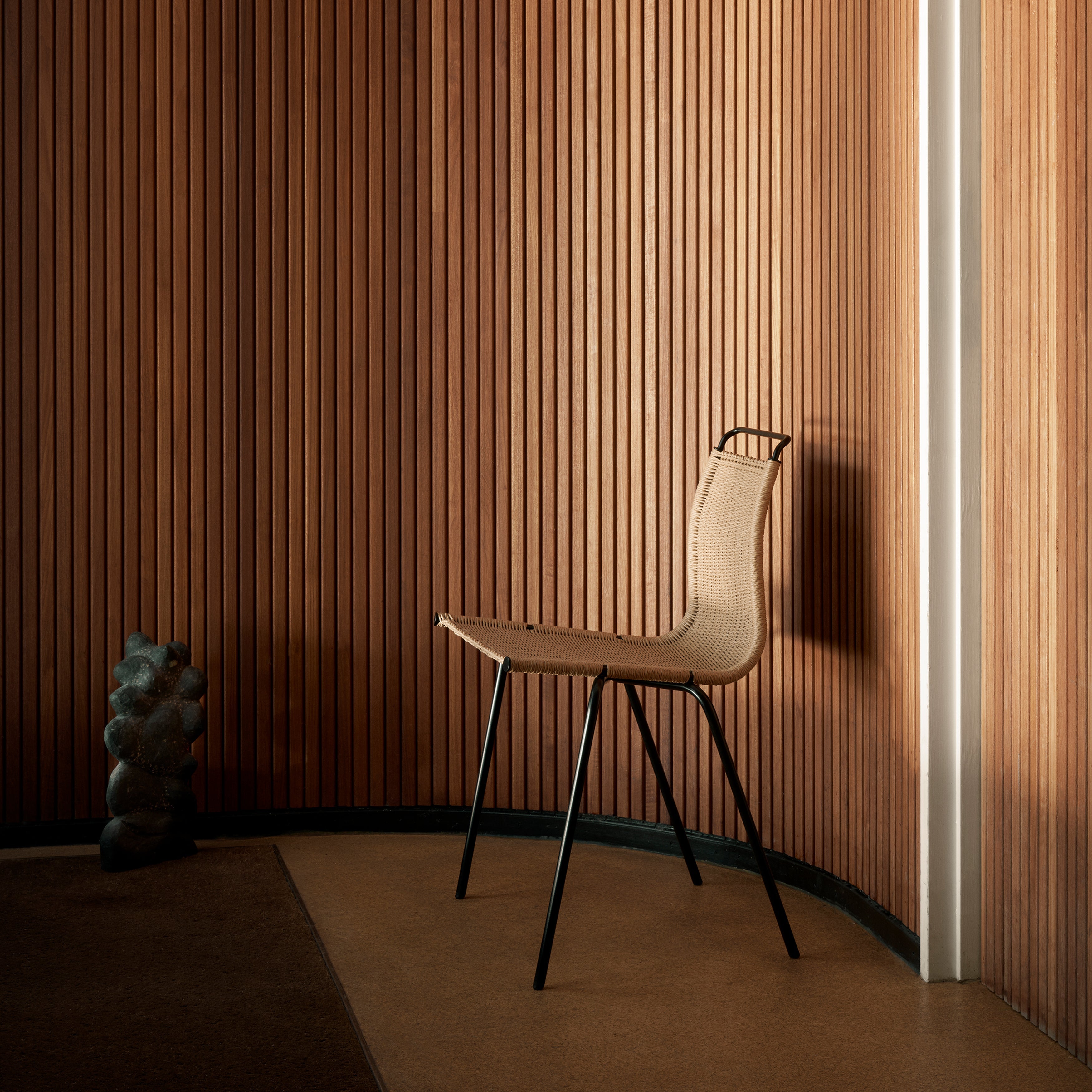 PK1 Stacking Chair