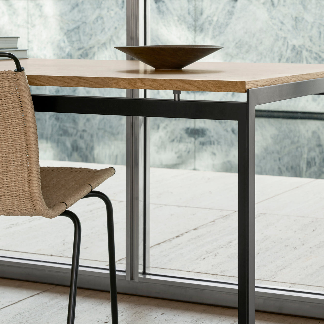 PK1 Stacking Chair