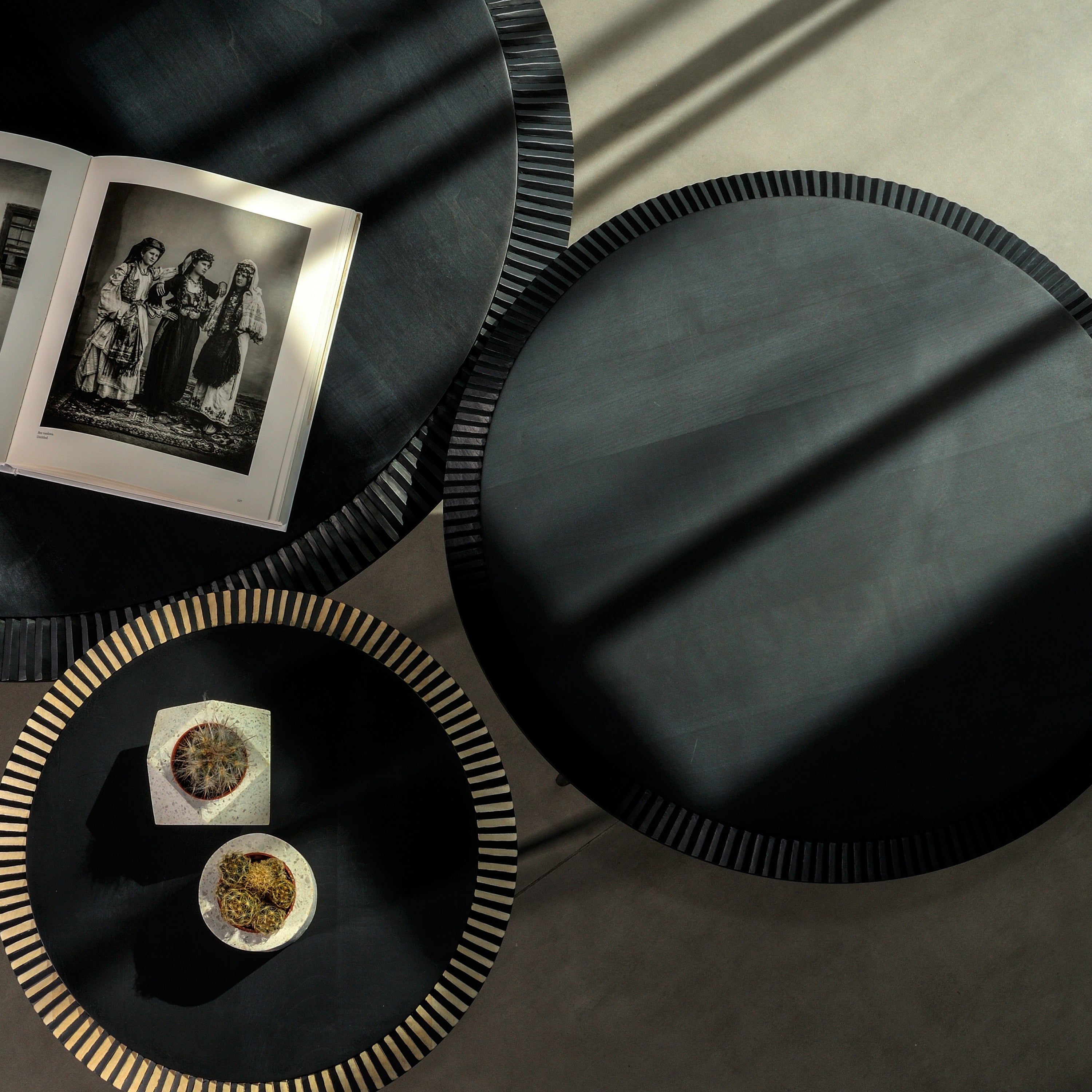 Piano Round Table: Medium