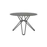 Tio Side Table: Round + Black