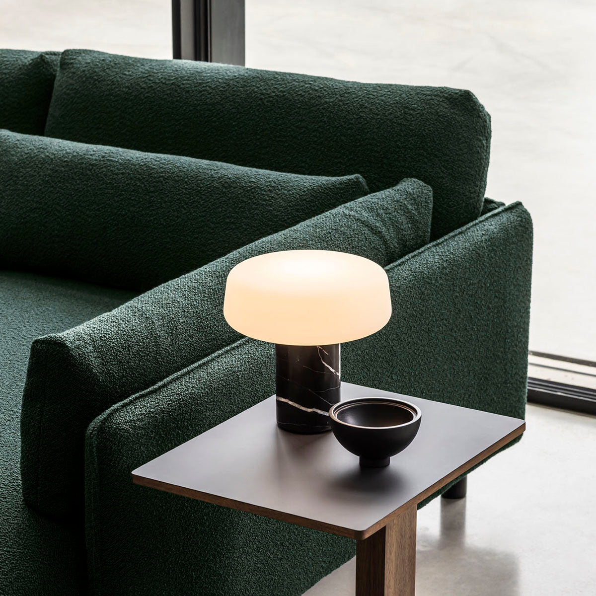 Solid Rechargeable Table Lamp