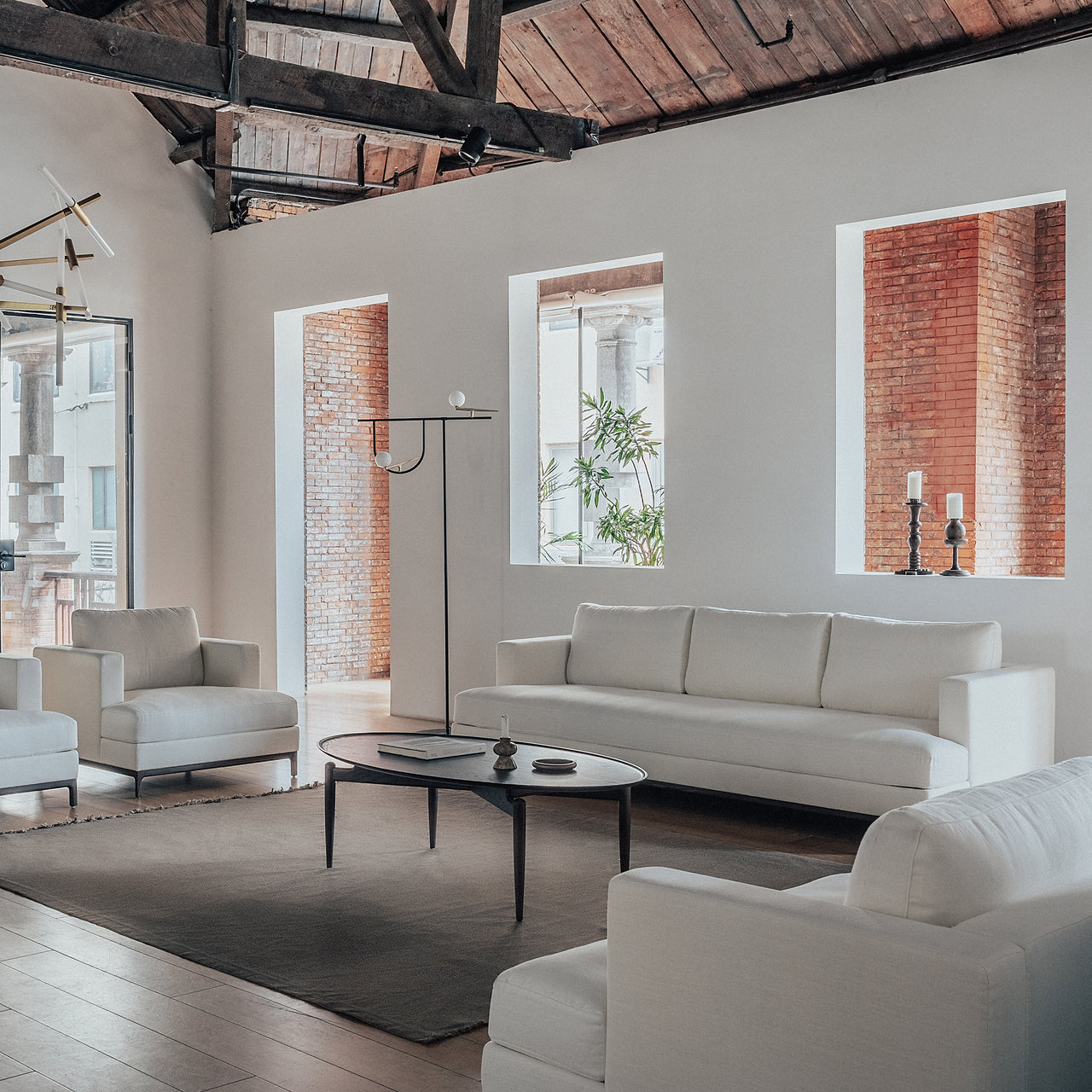 Qi 3 Seater Sofa