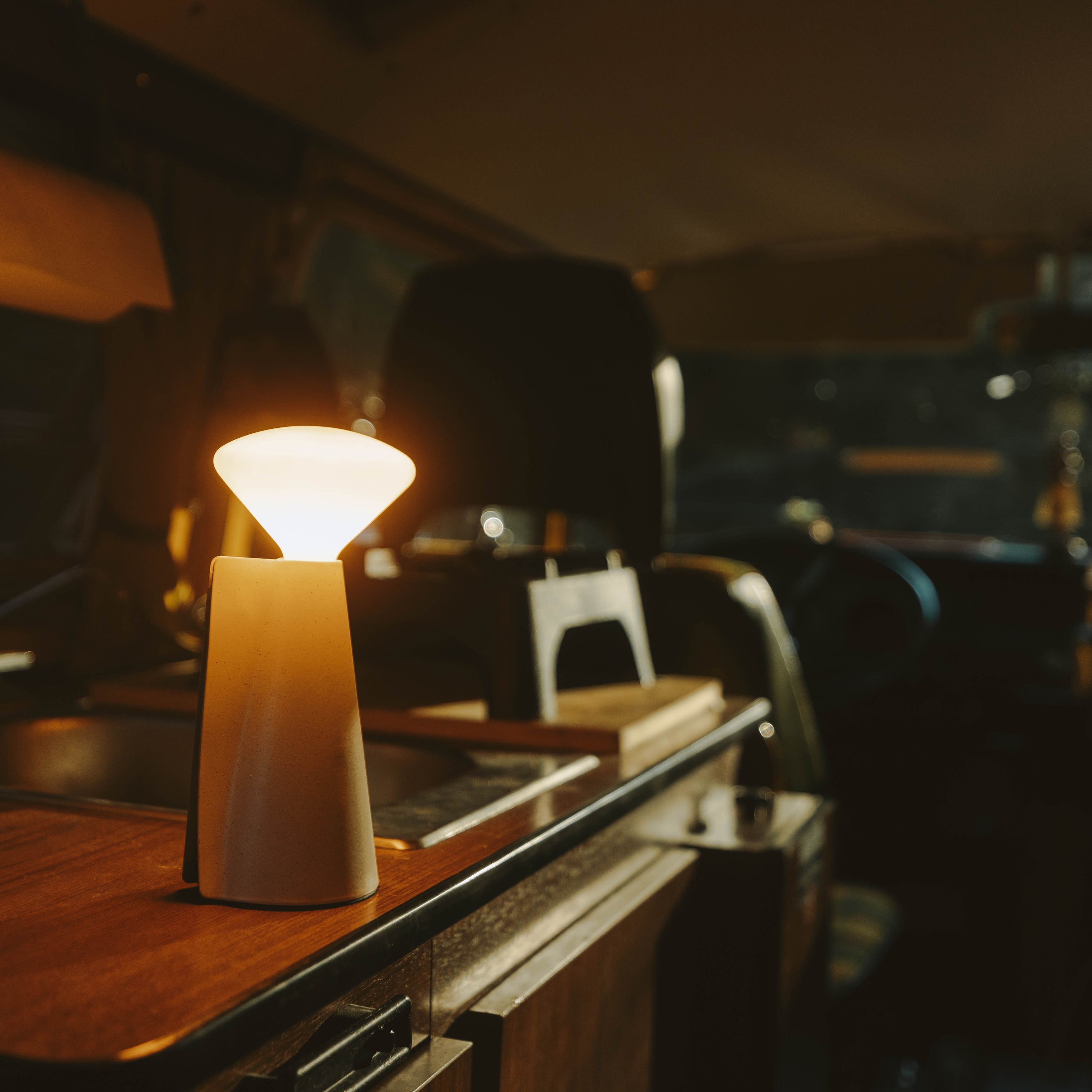 Mantle Portable Lamp