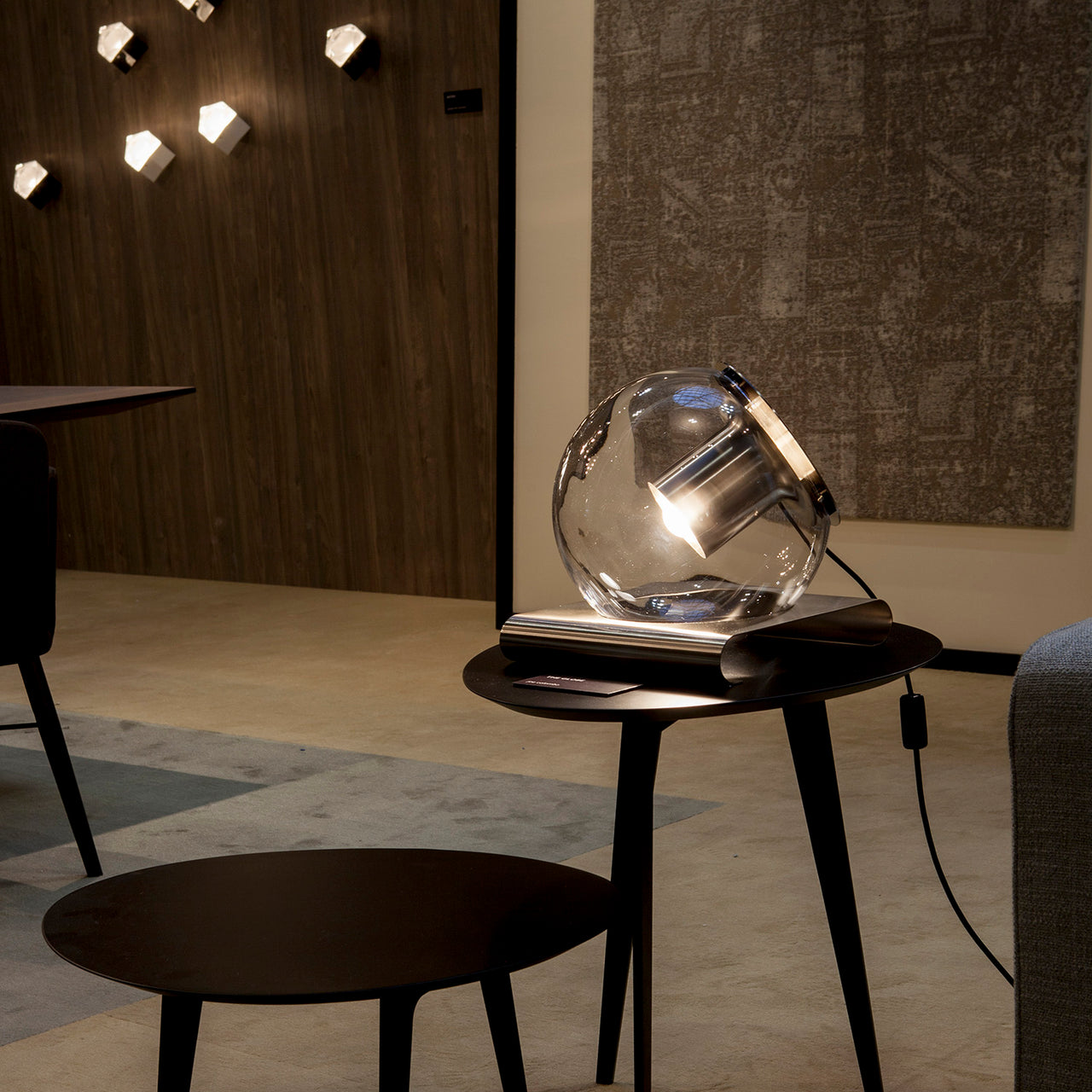 The Globe Table Lamp
