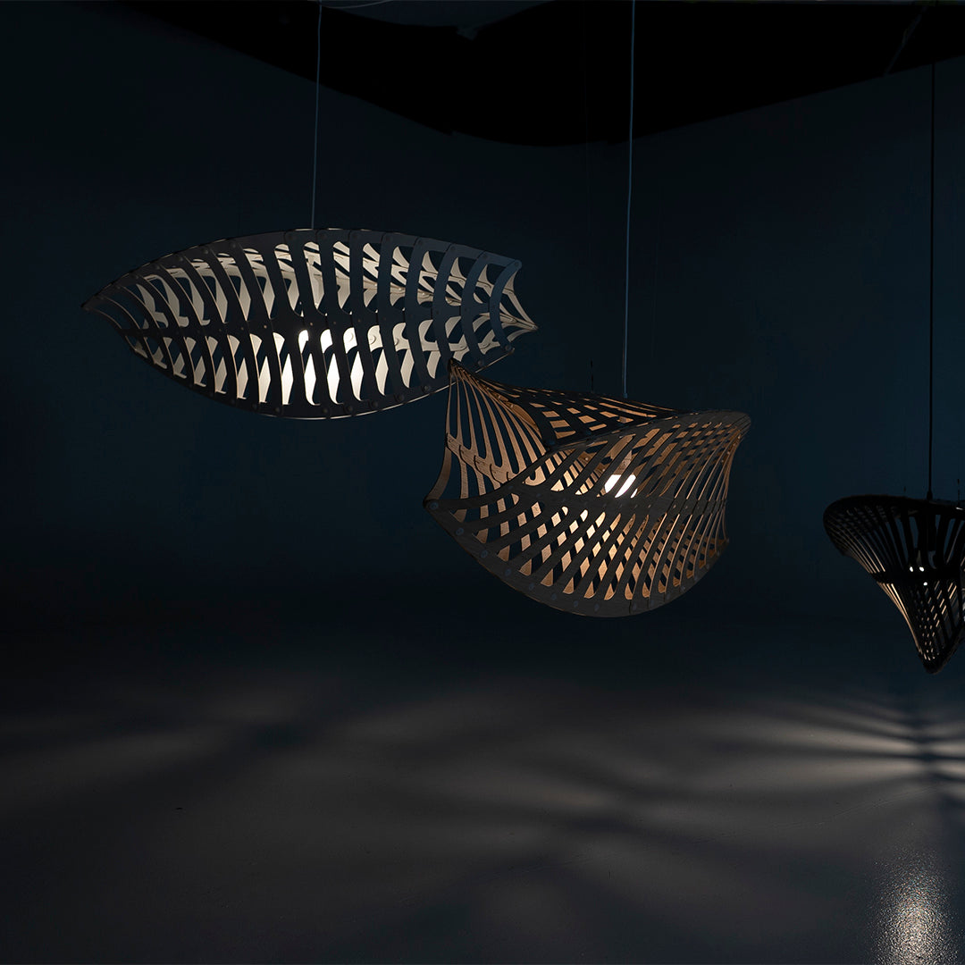 Toru Horizontal Pendant Light: Medium