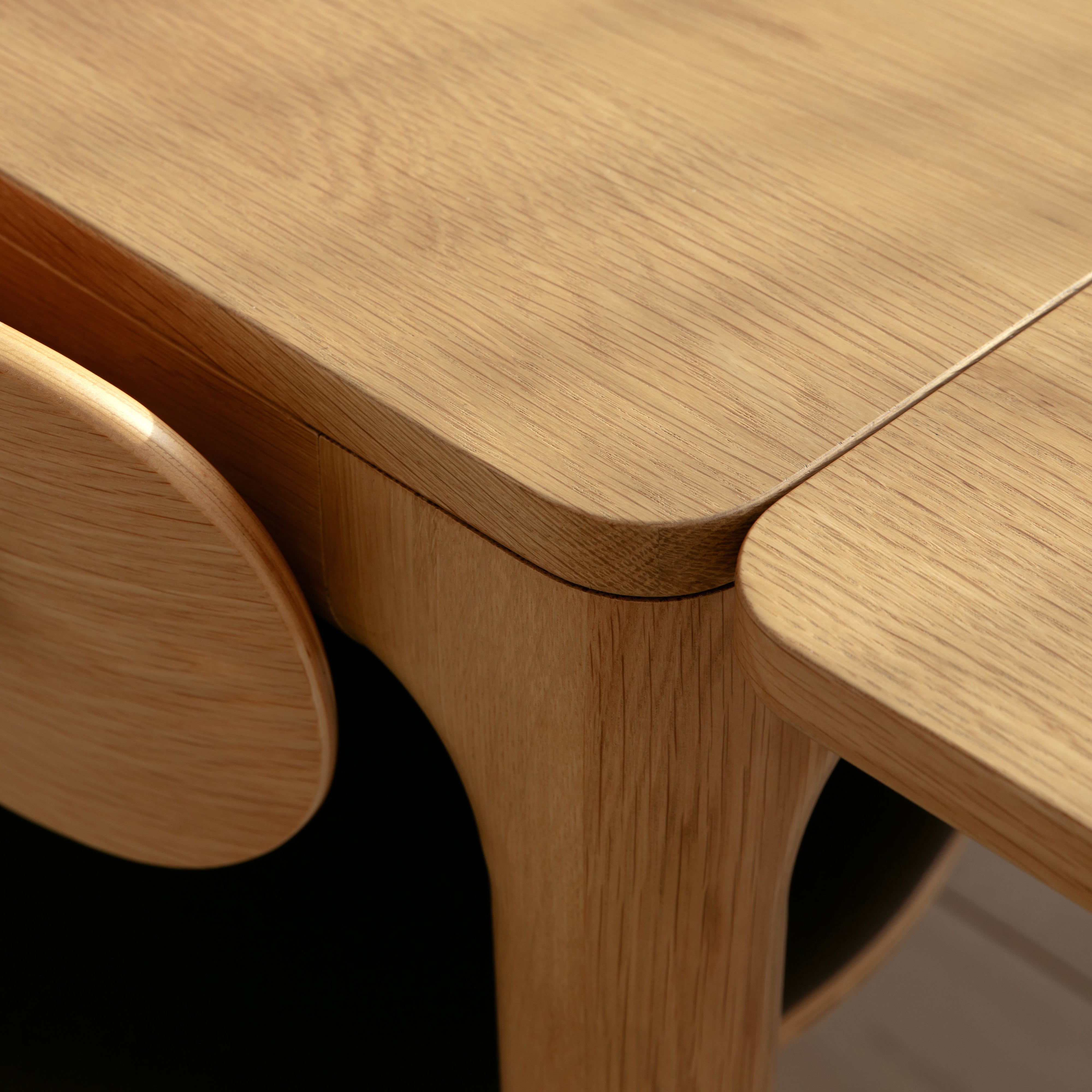 Heart 'n' Soul Dining Table