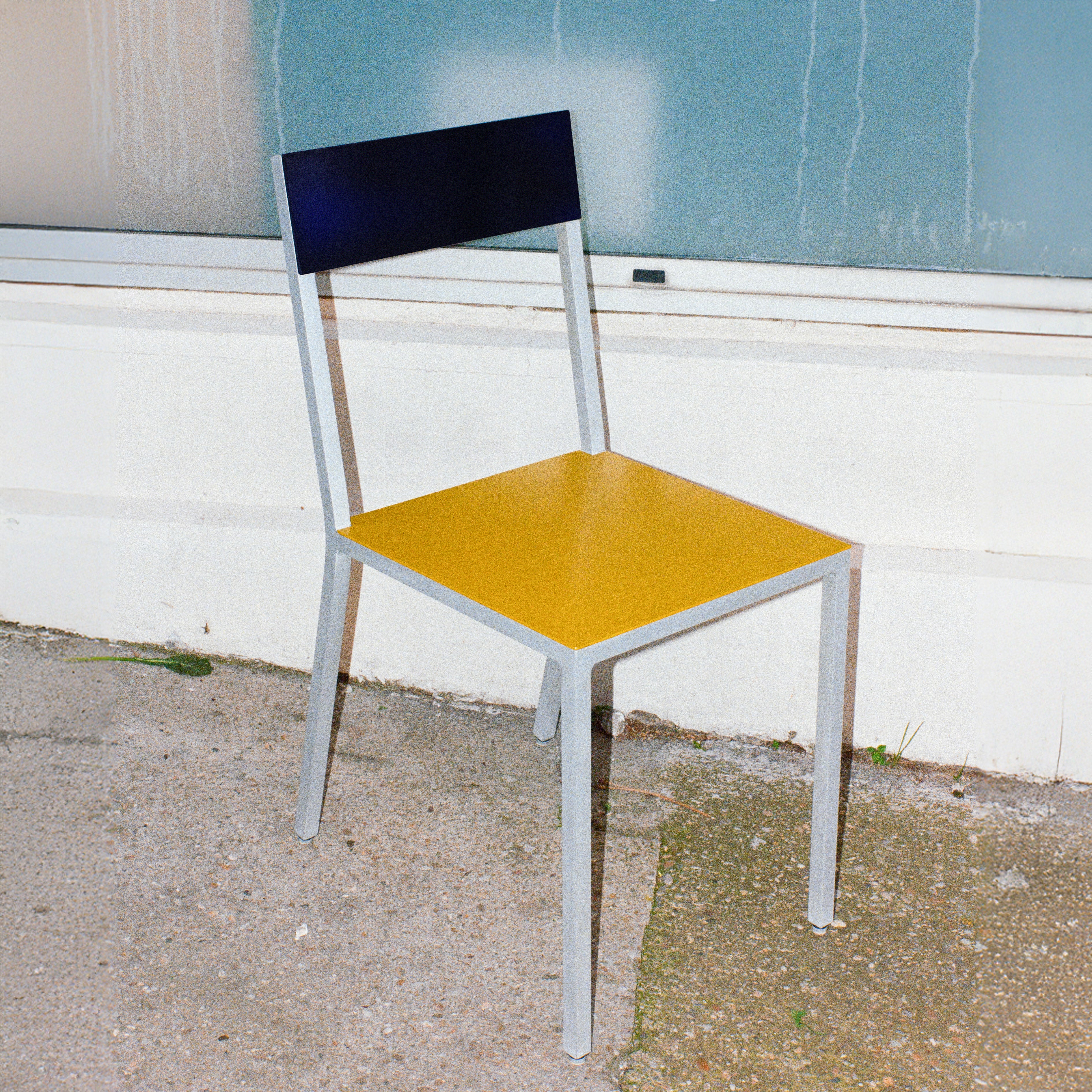 Alu Chair