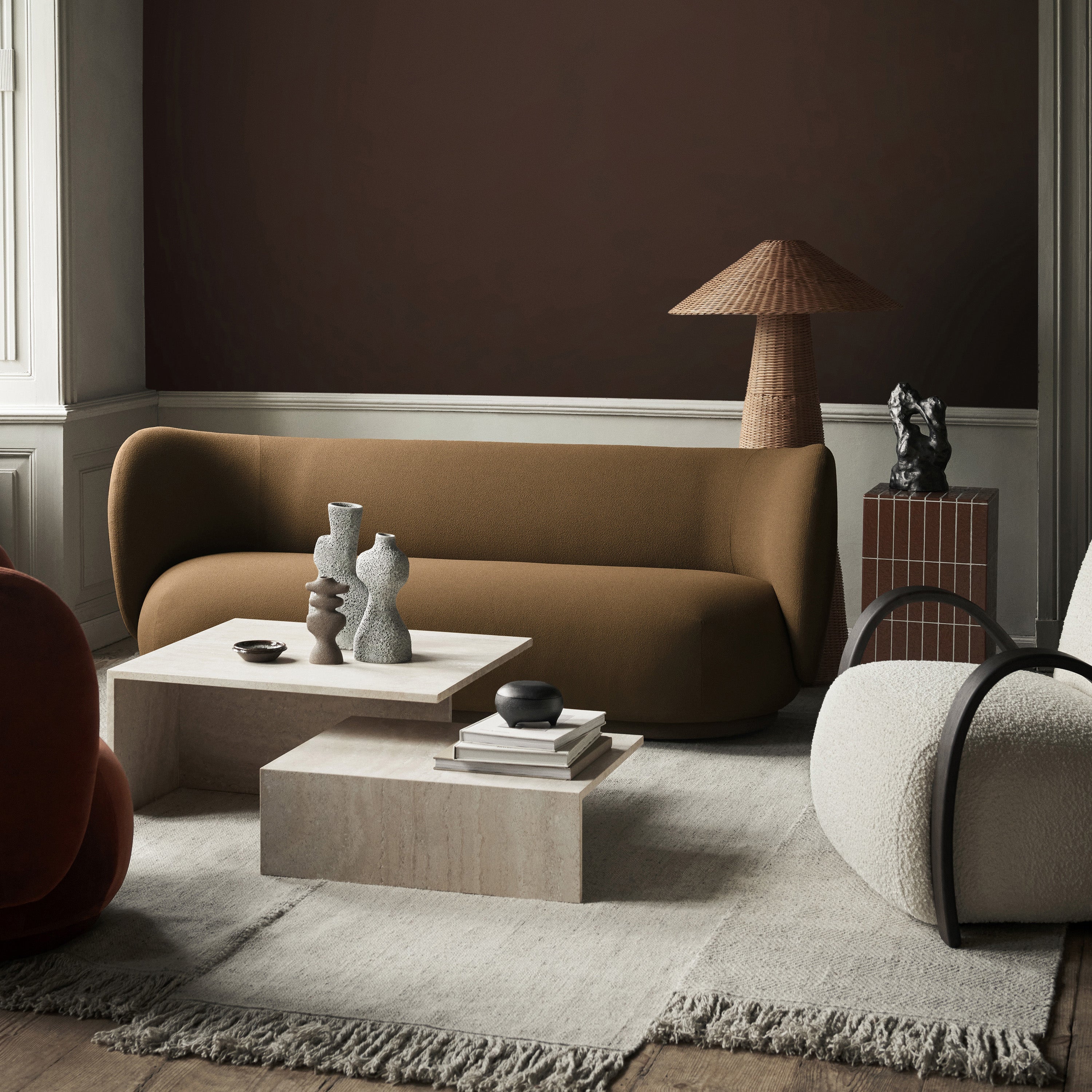 Distinct Grande Duo Tables