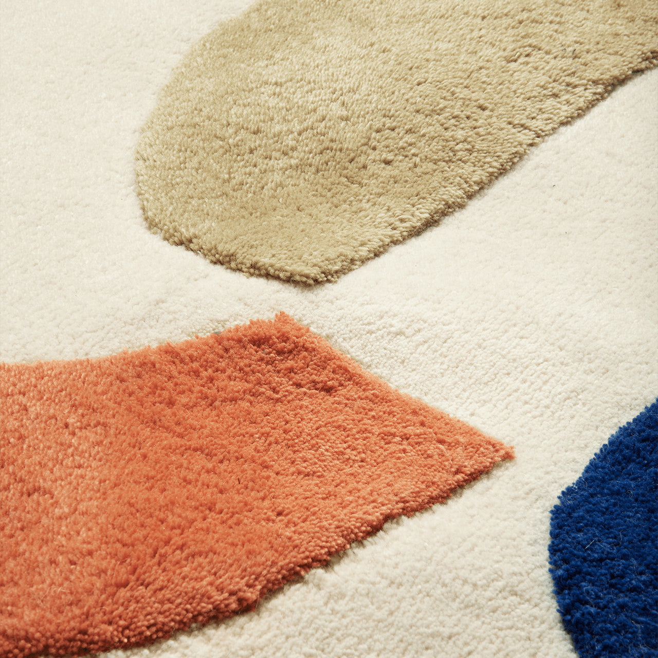 Panto Tufted Rug