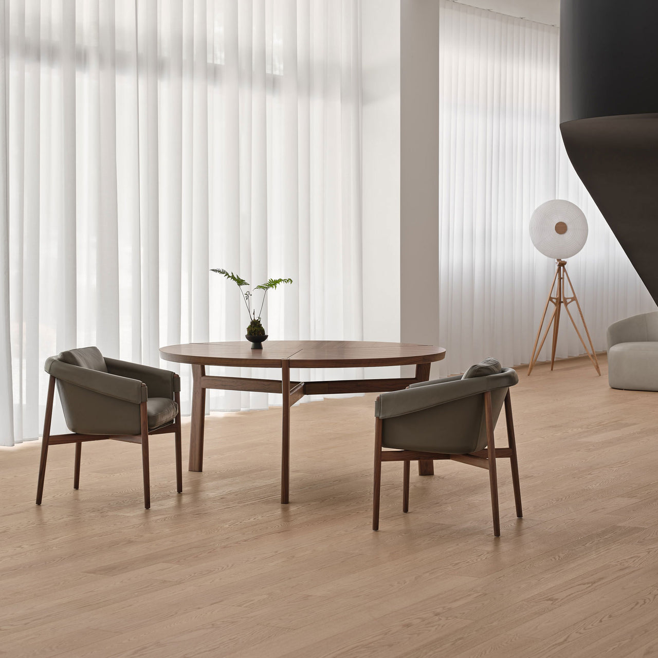 Marea Dining Table