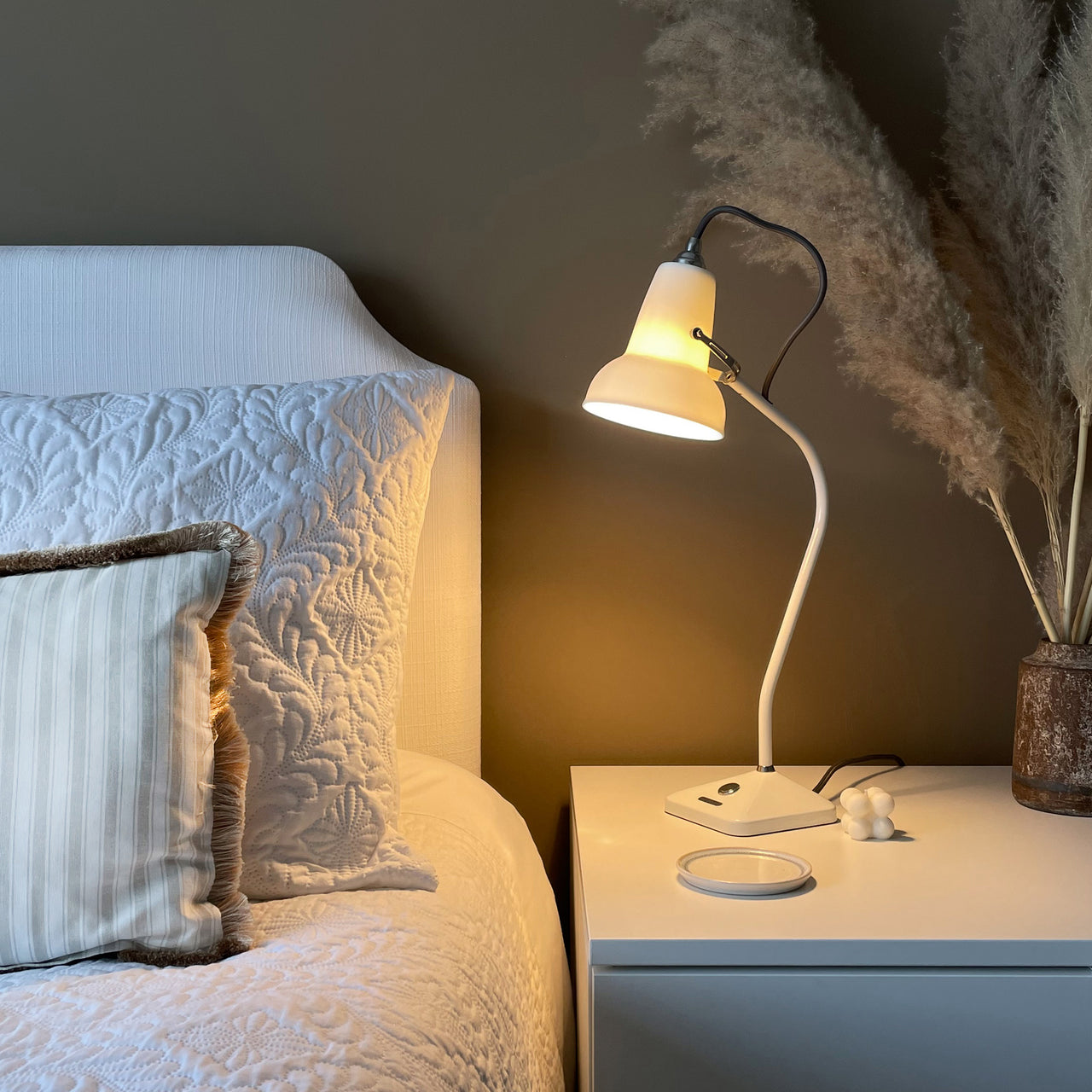 Original 1227 Mini Ceramic Table Lamp