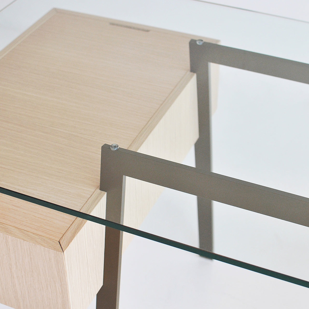 Homework 2 Desk: Single Drawers with Glass Top