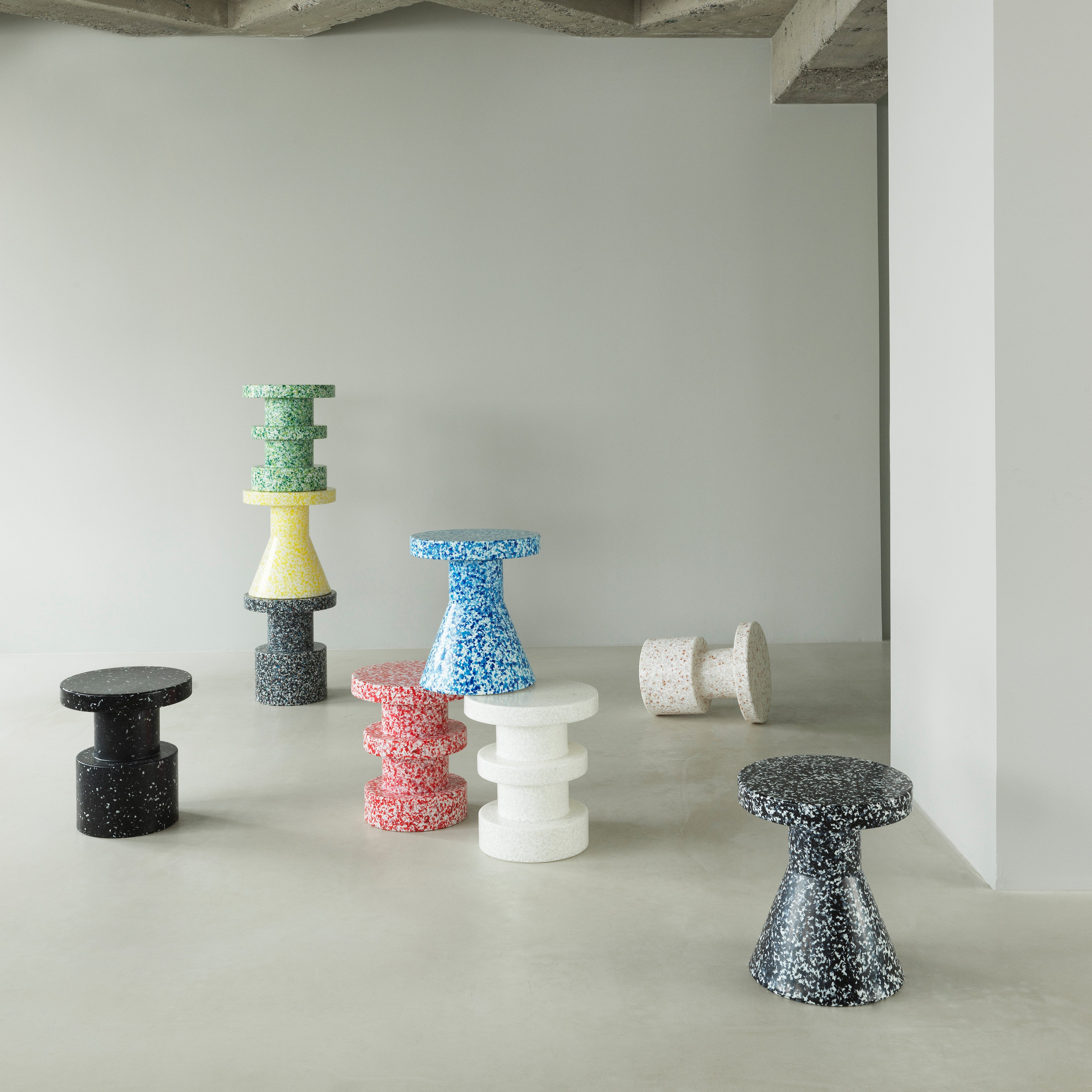 Bit Stool: Stacking