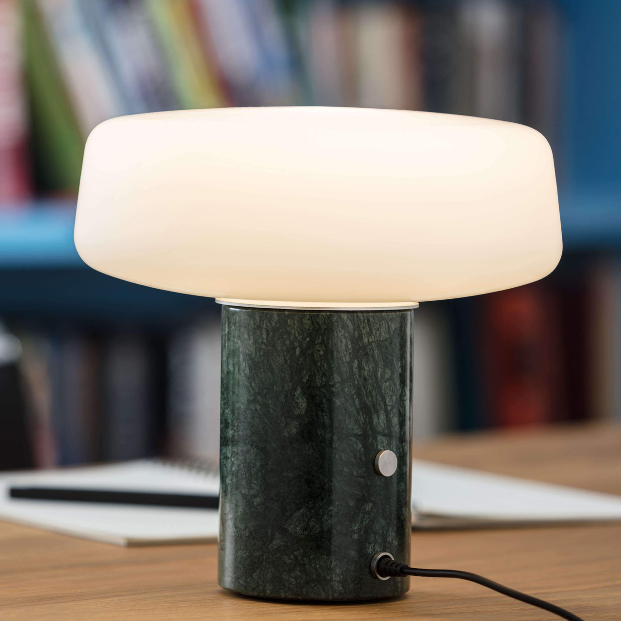 Solid Table Lamp